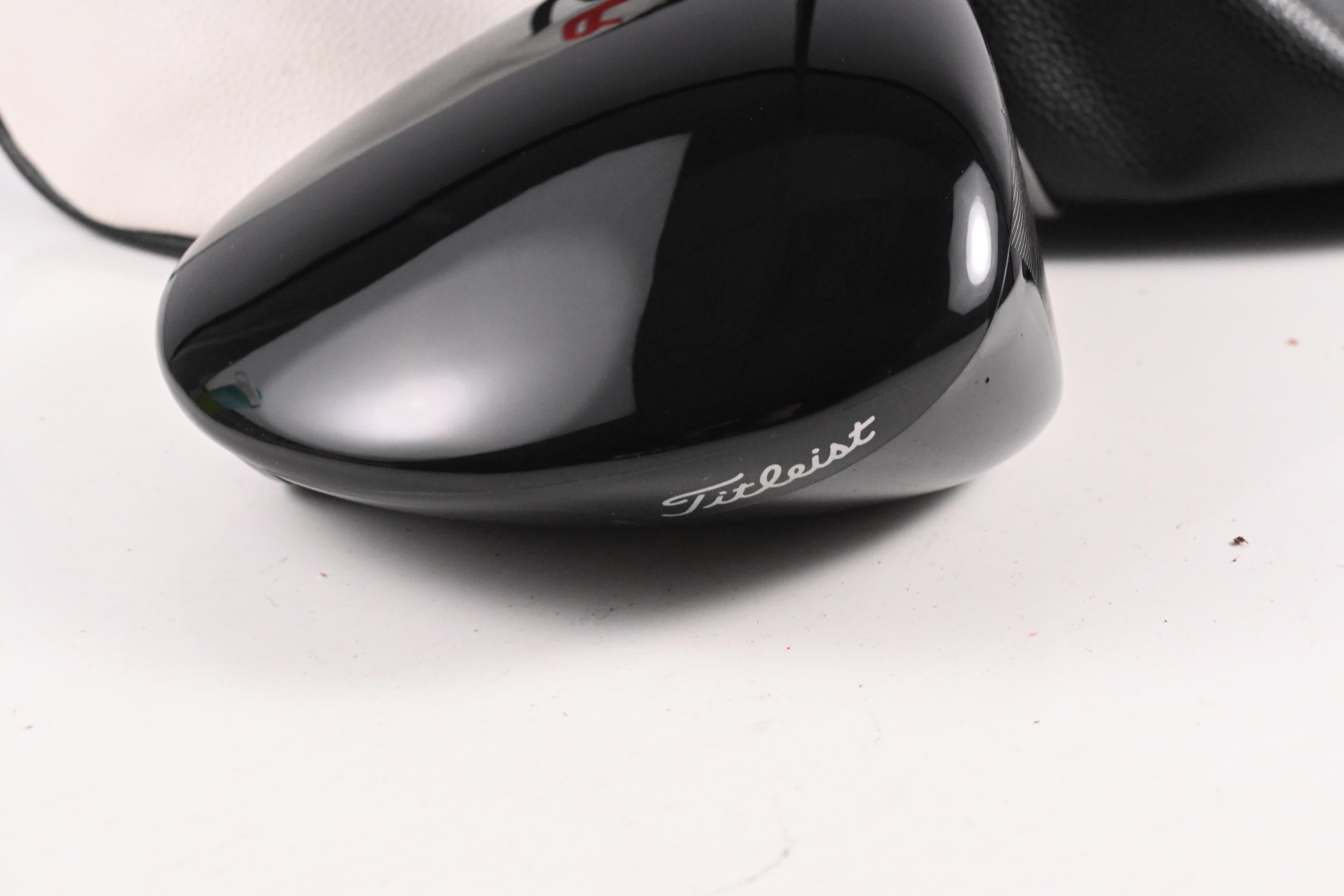 Titleist TSR2 Driver / 10 Degree / Stiff Flex HZRDUS GEN4 Black 60 Shaft