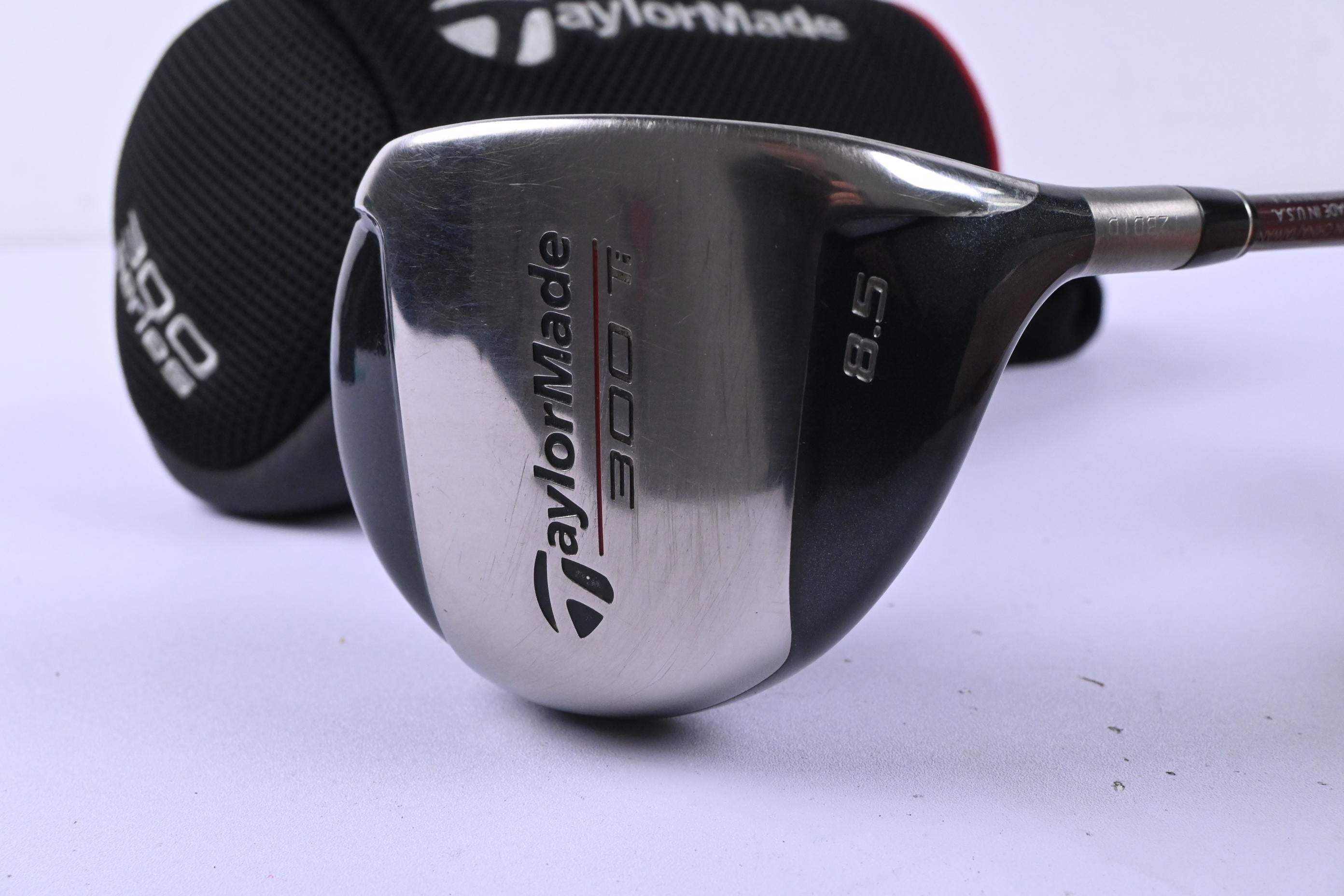 Taylormade 300 Ti Driver / 8.5 Degree / Stiff Flex Grafalloy ProLite 35 Shaft