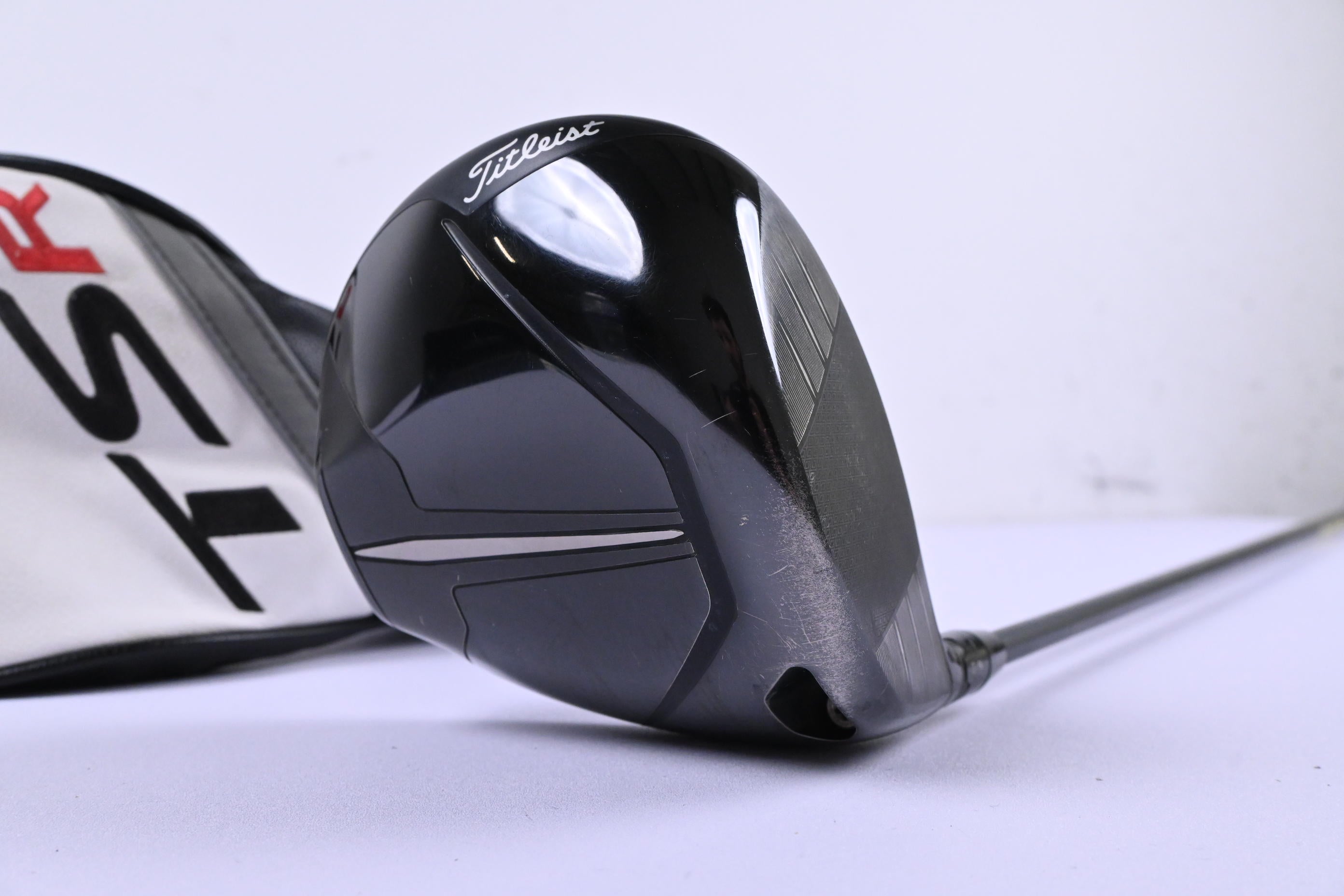 Titleist TSR2 Driver / 9 Degree / Stiff Flex HZRDUS Smoke Yellow Tour Spec 70