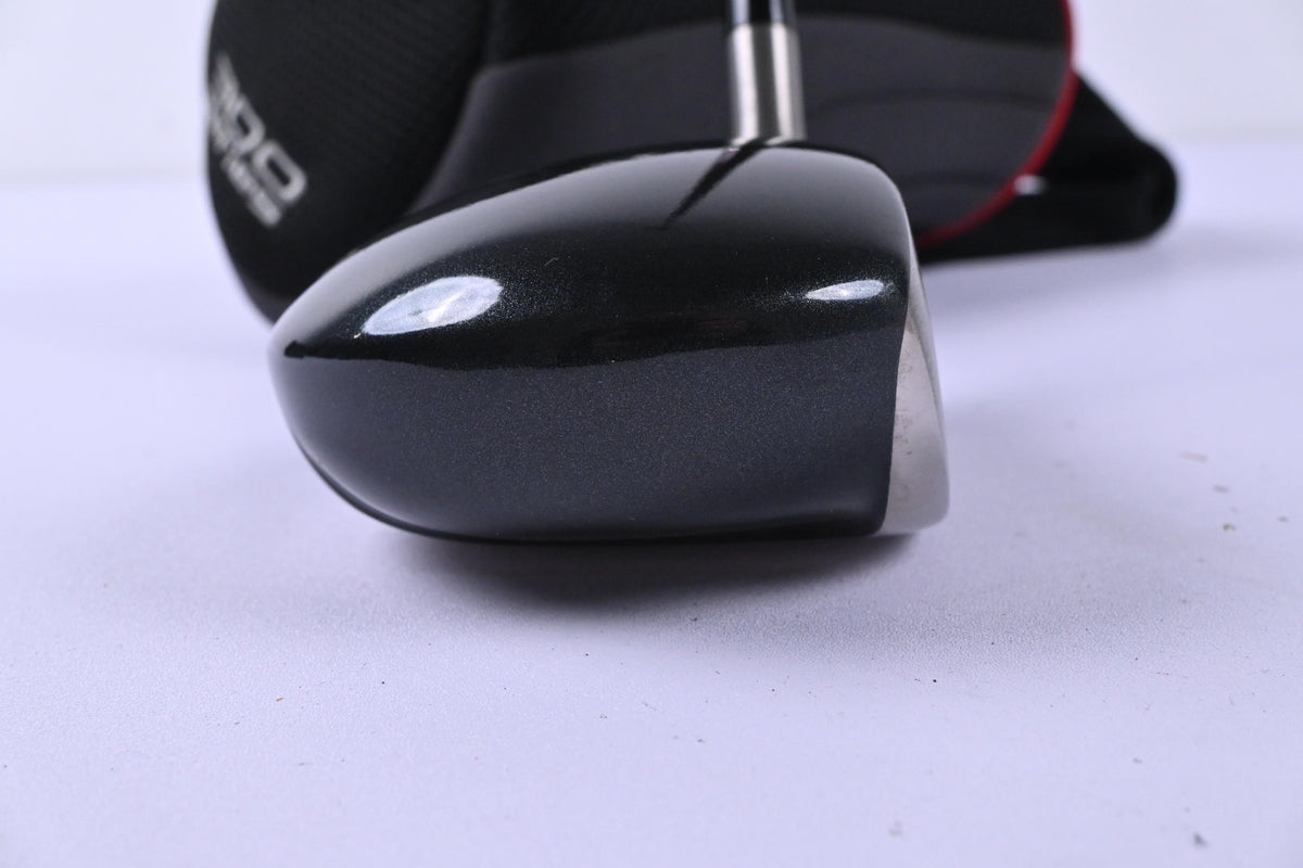 Taylormade 300 Ti Driver / 8.5 Degree / Stiff Flex Grafalloy ProLite 35 Shaft