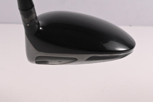 Titleist 910 D2 Driver / 9.5 Degree / Stiff Flex Diamana S+ Blue 60 Shaft