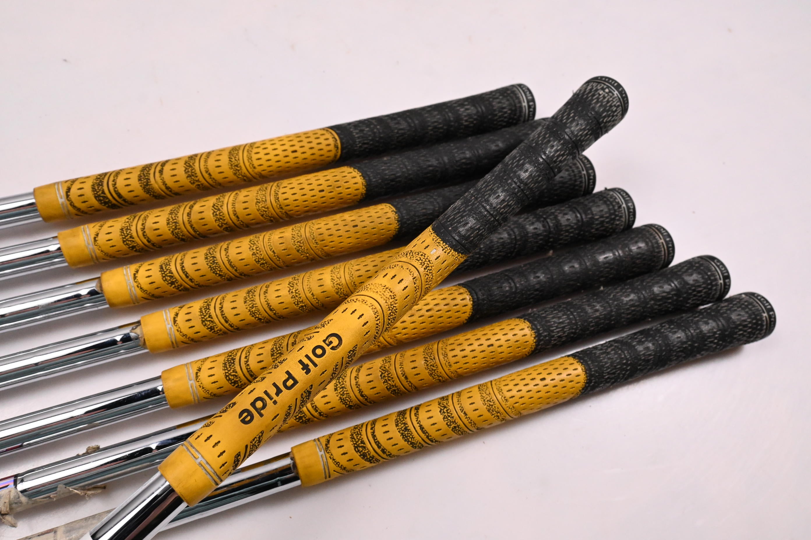 Ping G25 Irons / 4-PW+SW / Black Dot / Stiff Flex Ping CFS Shafts