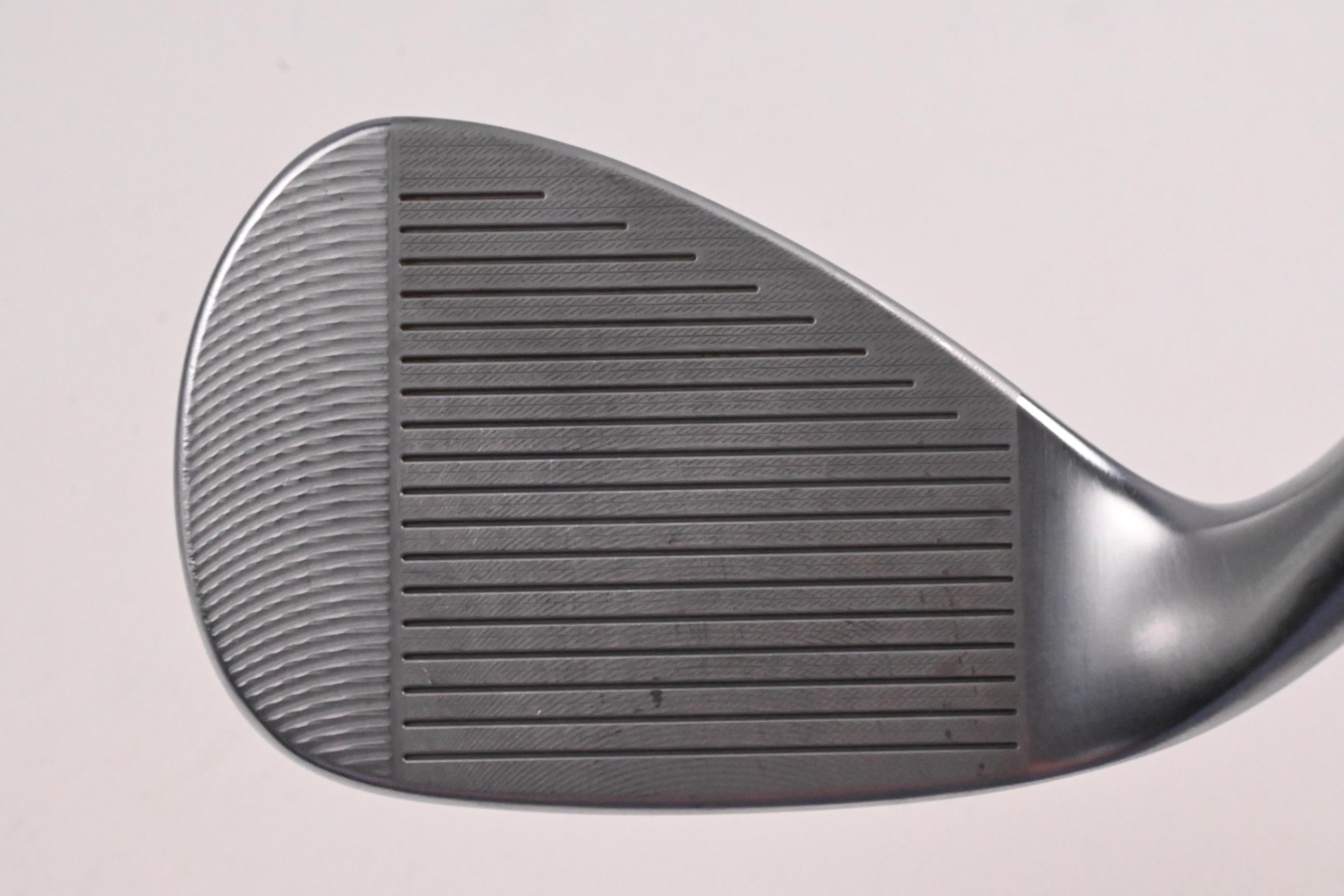 Cleveland CBX 4 Zipcore Pitching Wedge / 46 Degree / Regular Flex KBS Hi-Rev 2.0