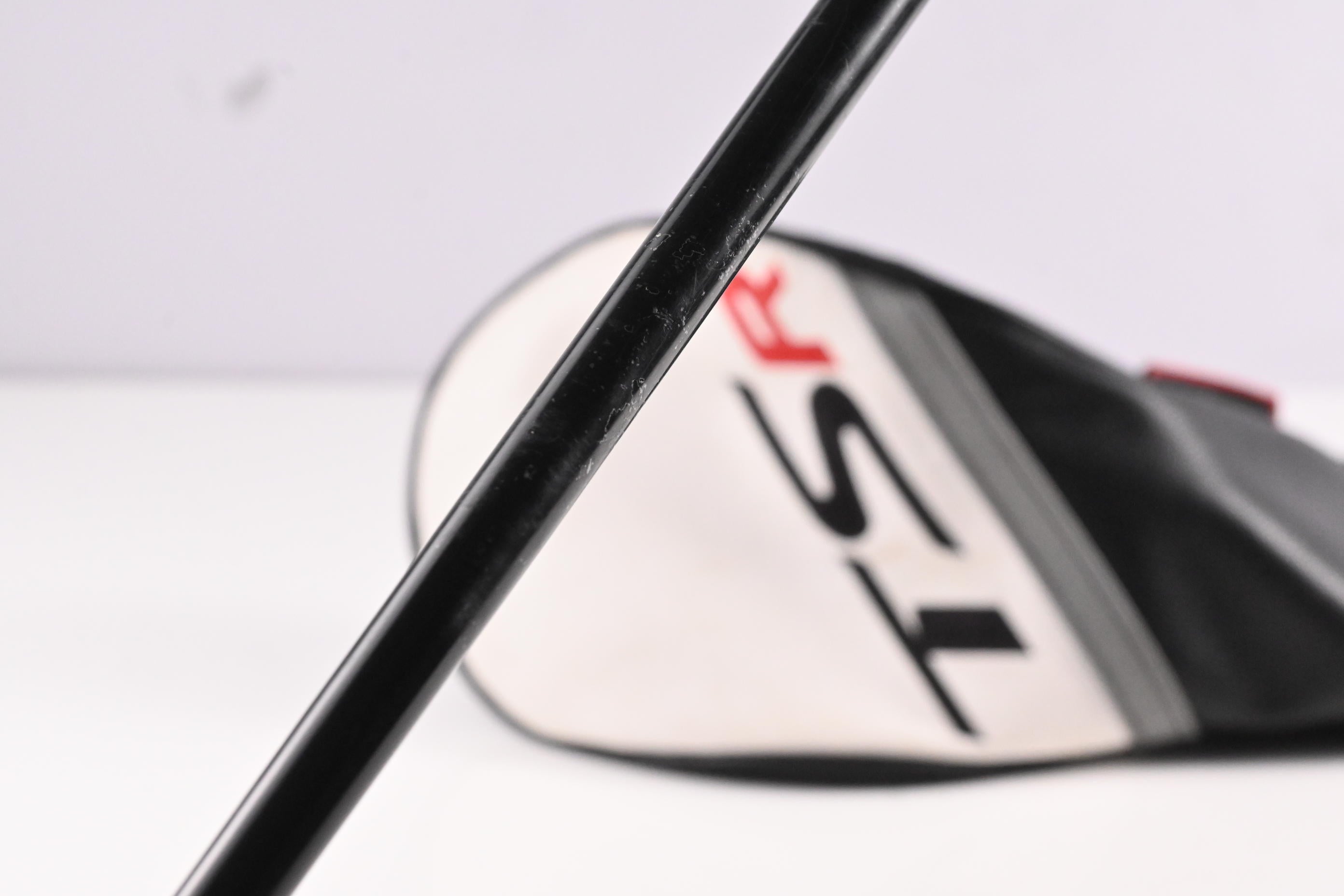 Titleist TSR2 Driver / 10 Degree / Stiff Flex HZRDUS GEN4 Black 60 Shaft