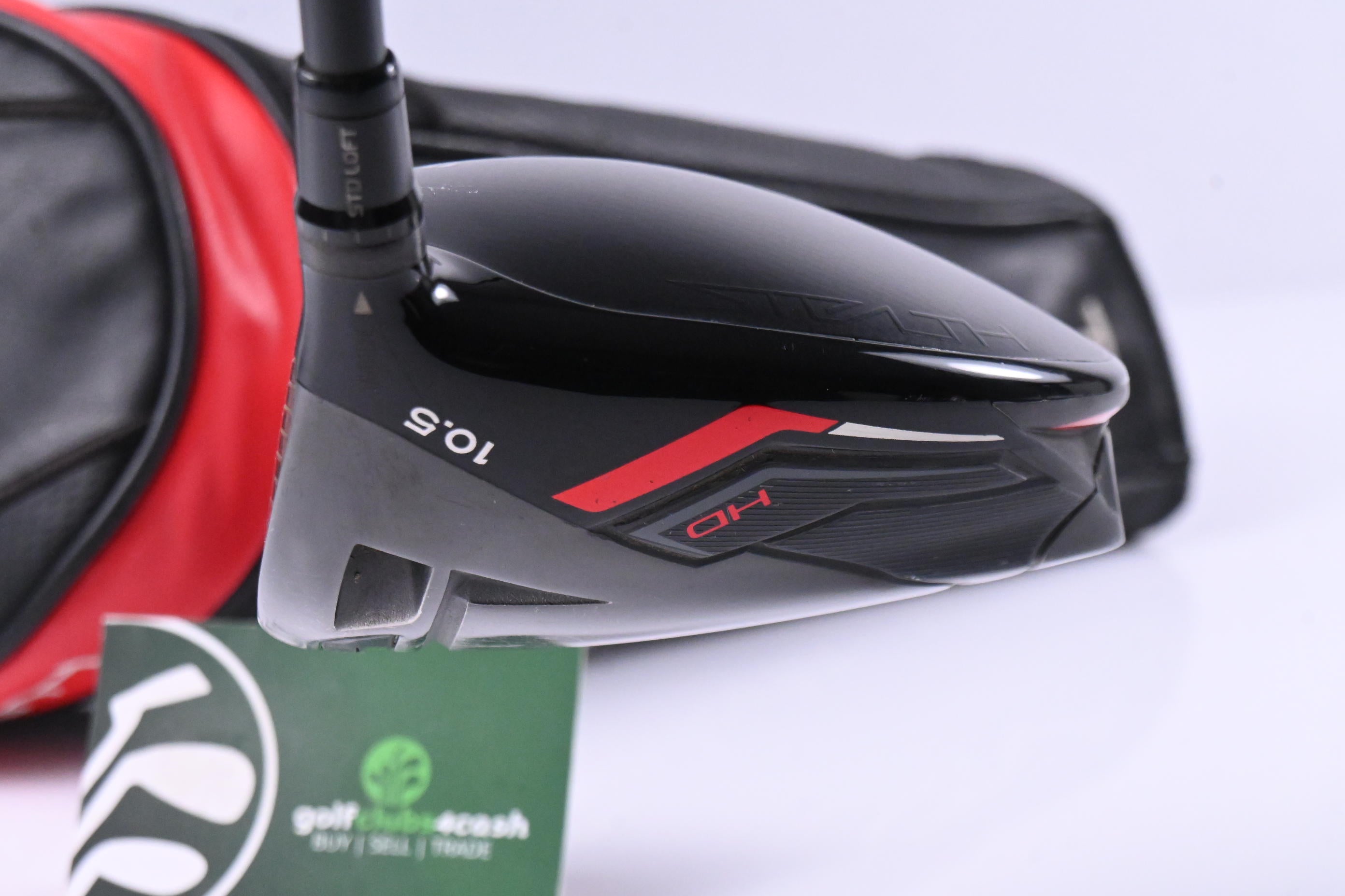 Taylormade Stealth HD Driver / 10.5 Degree / Regular Flex HZRDUS Smoke RDX Red