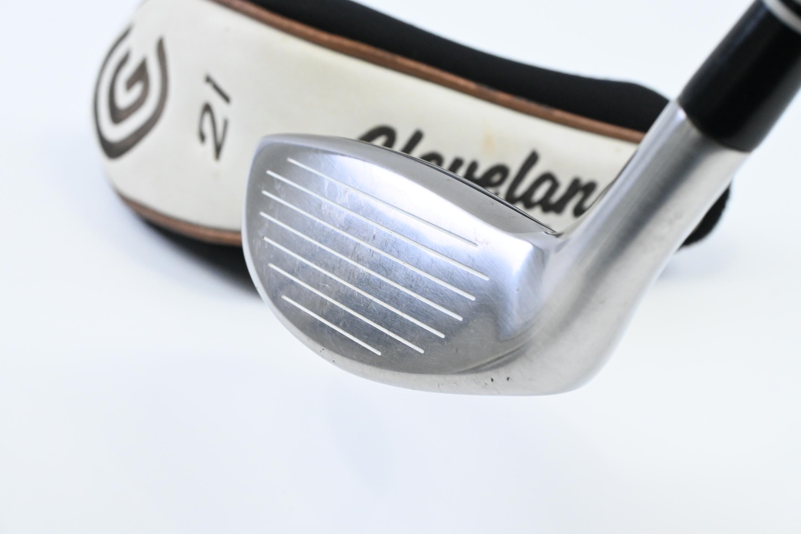 Cleveland Halo #2 Hybrid / 19 Degree / Regular Flex Cleveland Halo Shaft