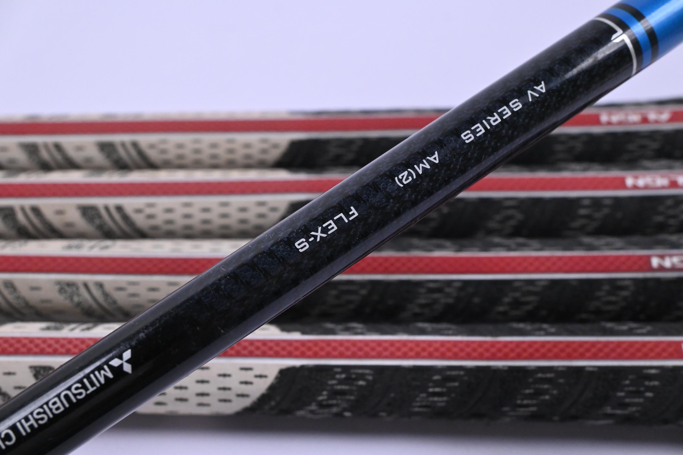 Titleist T300 2019 Irons / 5-9i / Stiff Flex Tensei AV Blue AM(2) Shafts