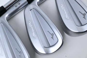Mizuno Pro S-3 Irons / 4-PW / Stiff Flex  Shafts