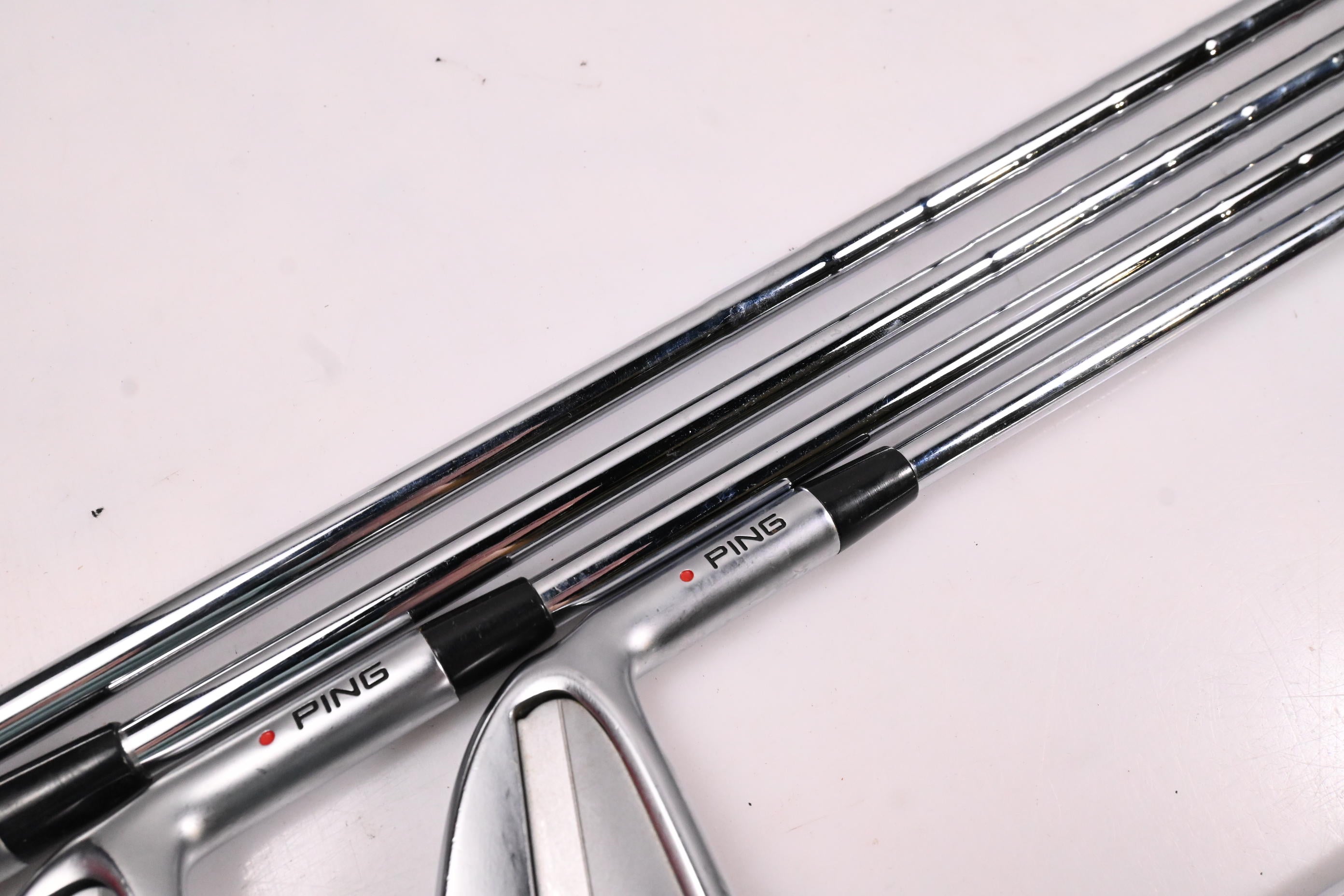 Ping i230 Irons / 4-PW+GW / Red Dot / X-Flex NS Pro Modus 3 Tour 105 Shafts