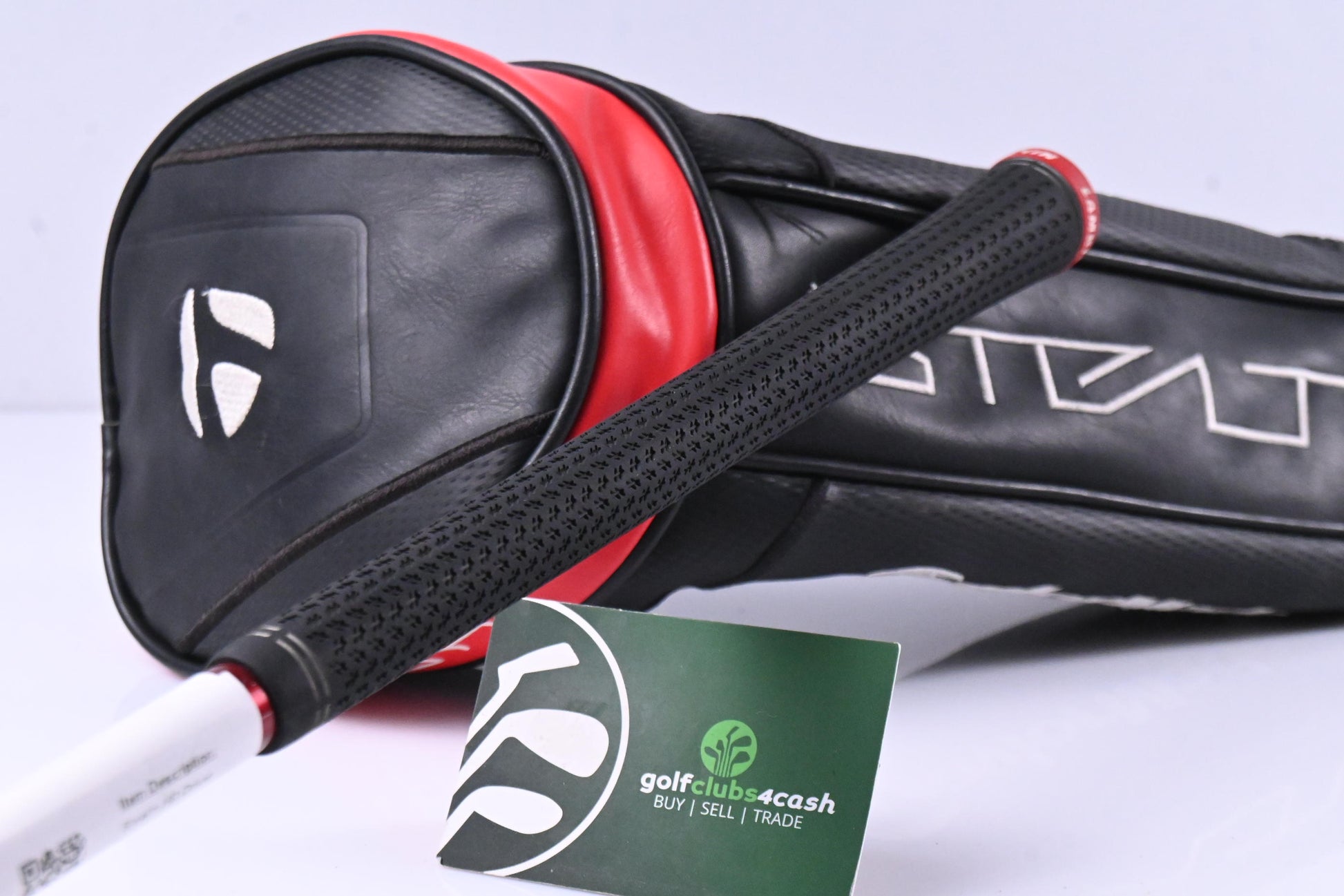 Taylormade Stealth HD Driver / 10.5 Degree / Regular Flex HZRDUS Smoke RDX Red