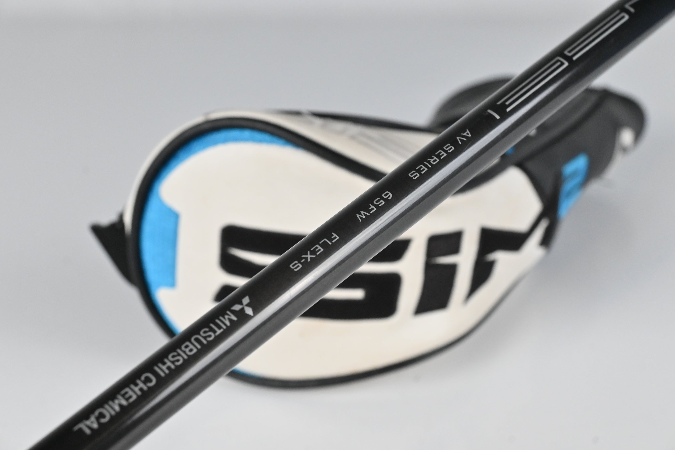Taylormade SIM2 Ti #3 Wood / 15 Degree / Stiff Flex Tensei AV RAW Blue 65 Shaft
