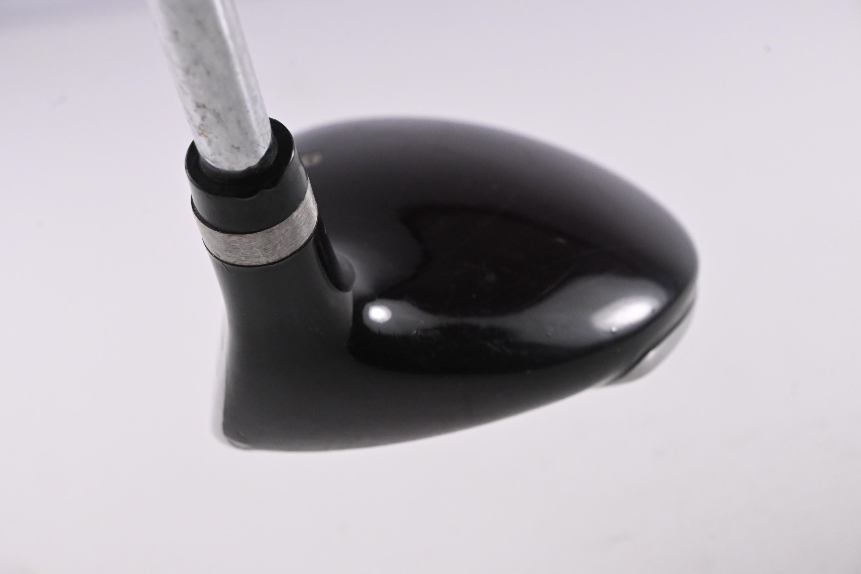 Wilson Deep Red II #5 Wood / 18 Degree / Regular Flex Dynamic Gold R300 Shaft