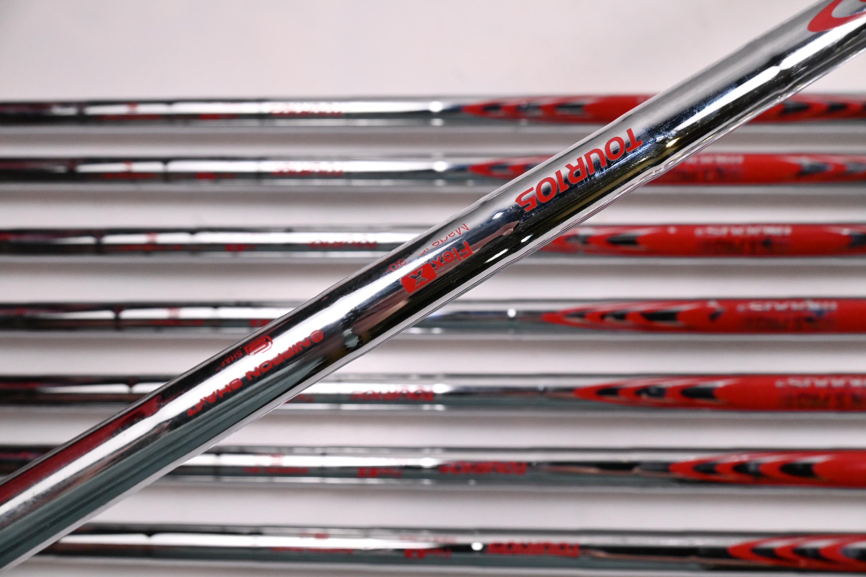 Ping i230 Irons / 4-PW+GW / Red Dot / X-Flex NS Pro Modus 3 Tour 105 Shafts