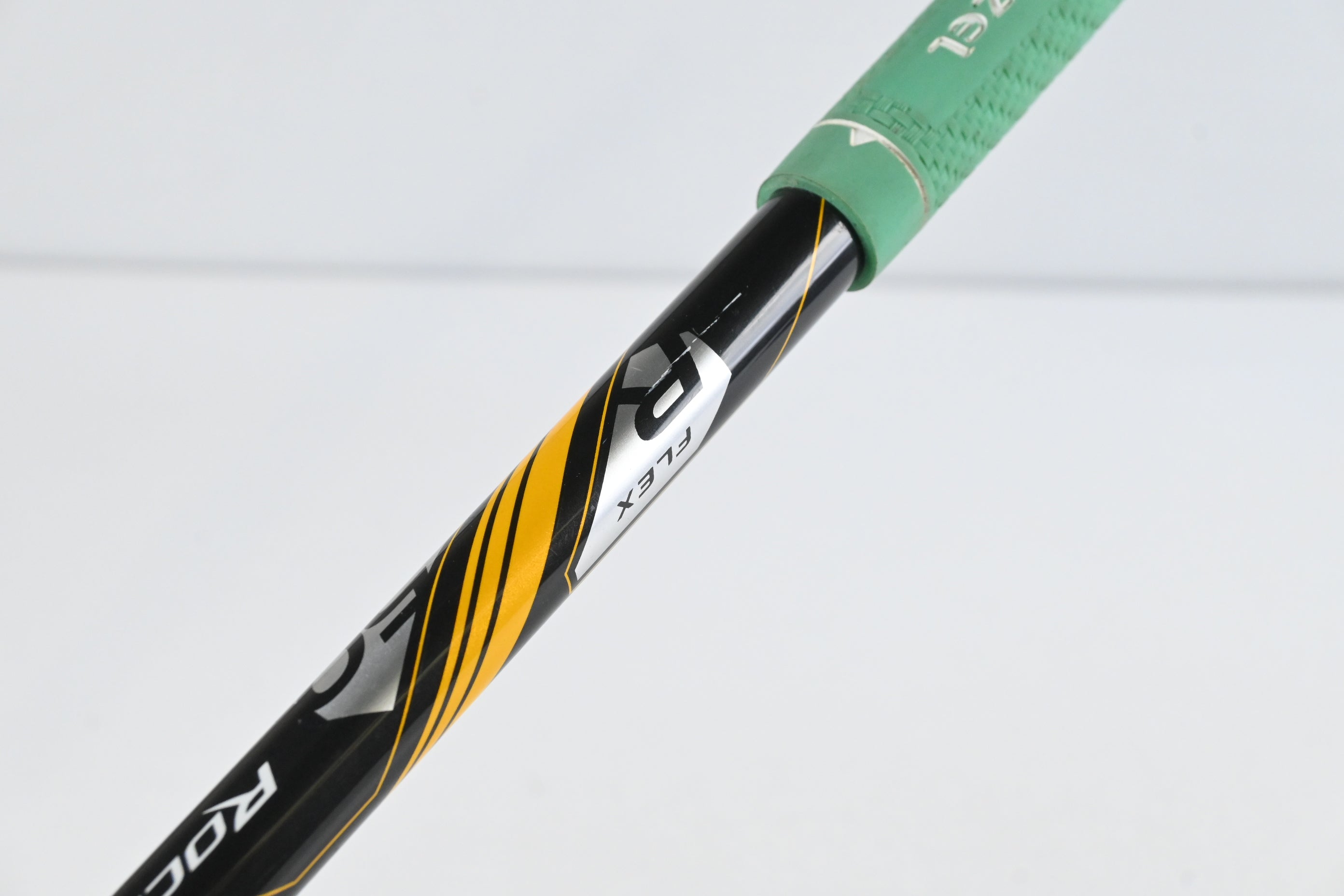 Taylormade RBZ Stage 2 Driver / 10.5 Degree / Regular Flex Rocketfuel 50 Shaft
