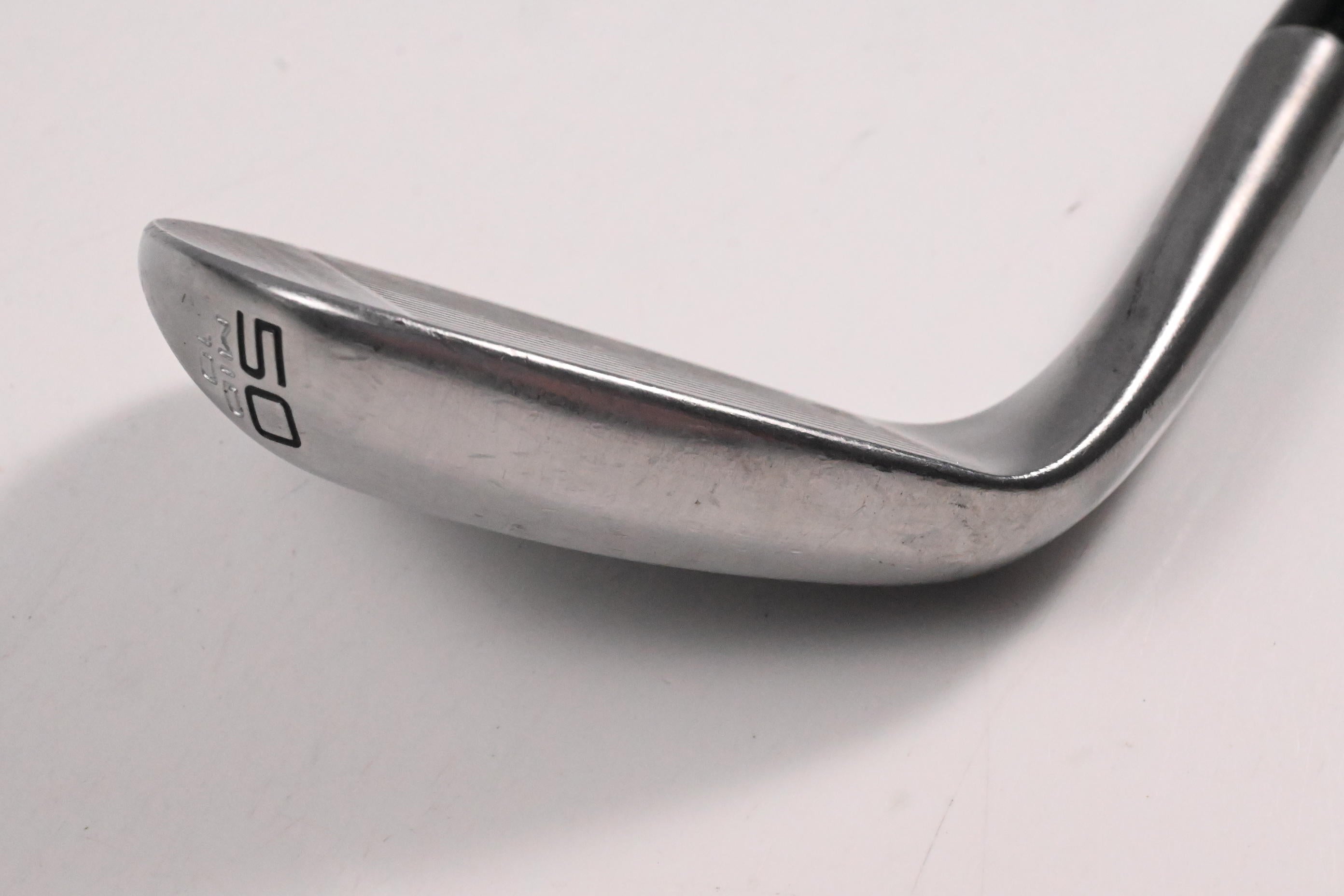 Cleveland RTZ Tour Rack Gap Wedge / 50 Degree / Wedge Flex Dynamic Gold Spinner
