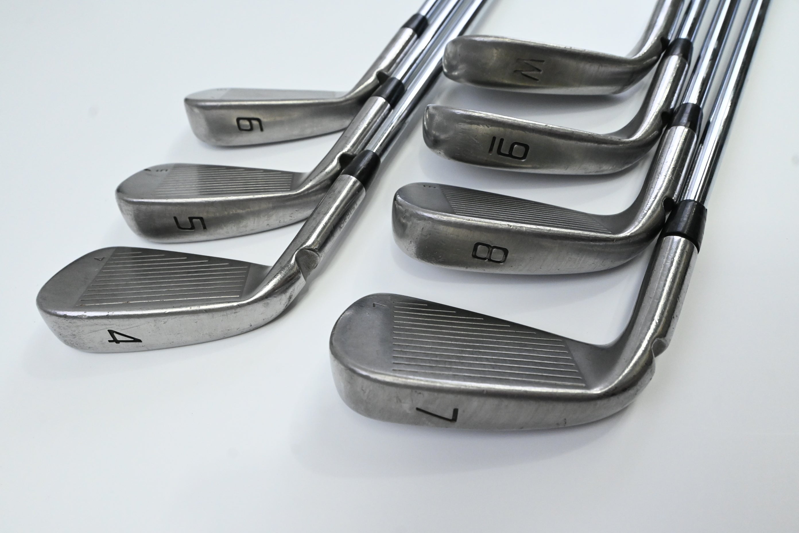 Ping i-Series E1 Irons / 4-PW / Yellow Dot / Stiff Flex Dynamic Gold S300 Shafts