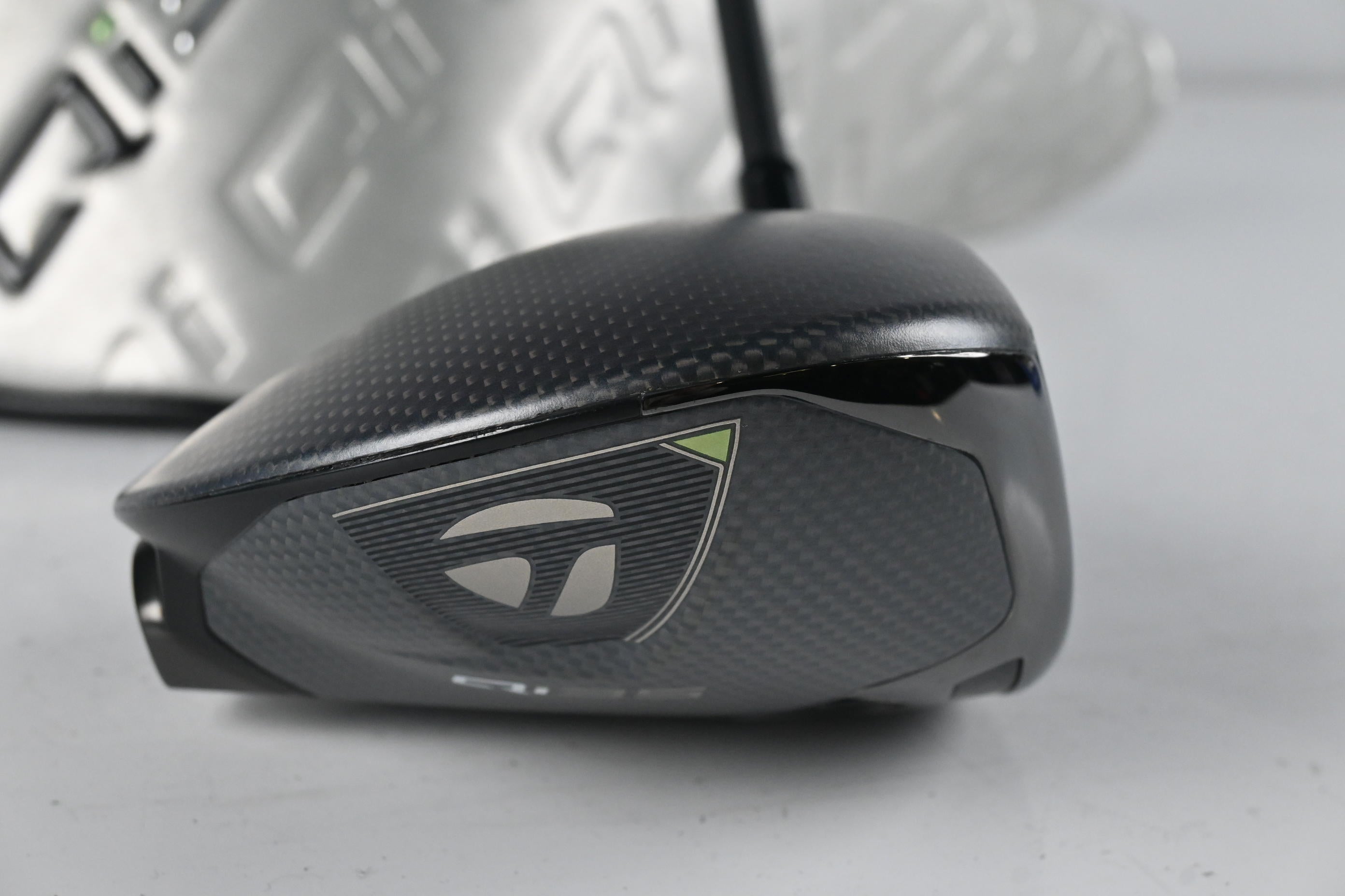 Taylormade Qi35 LS Driver / 9 Degree / Stiff Flex Kai'li Dark Wave 60 Shaft