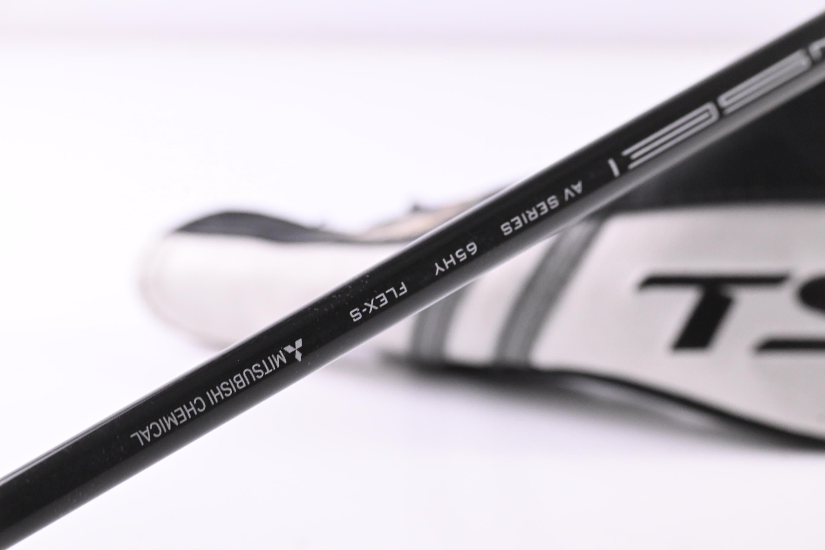 Titleist TSi3 #2 Hybrid / 18 Degree / Stiff Flex Tensei AV Blue 65 Shaft