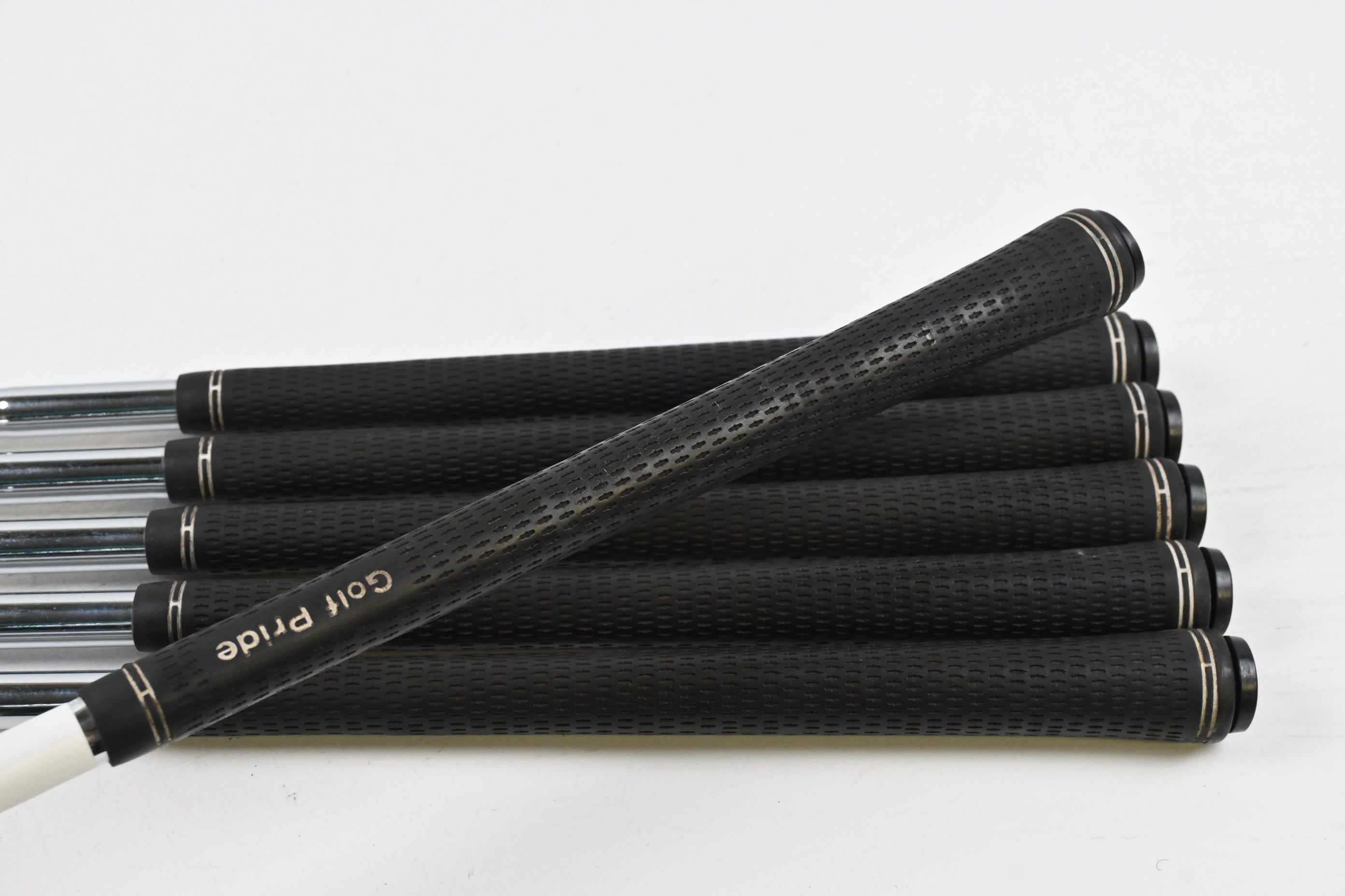 Ping G400 Irons / 5-PW / White Dot / Regular Flex Ping AWT 2.0 Shafts