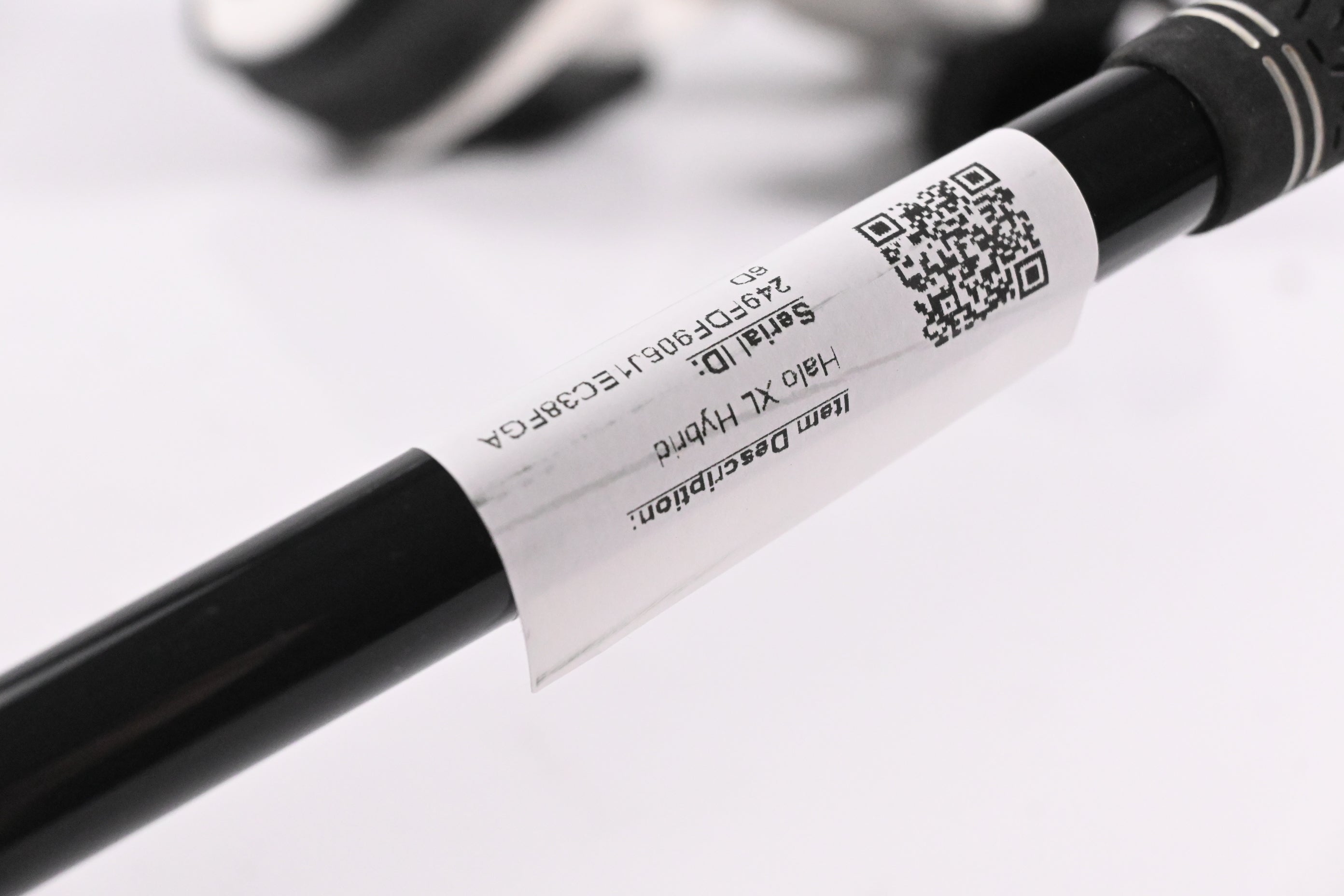 Ladies Cleveland Halo XL #4 Hybrid / 21 Degree / Ladies Flex Ascent PL 40 Shaft