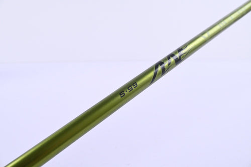 Titleist 905 S Driver / 9.5 Degree / Stiff Flex Aldila NV Green 65 Shaft