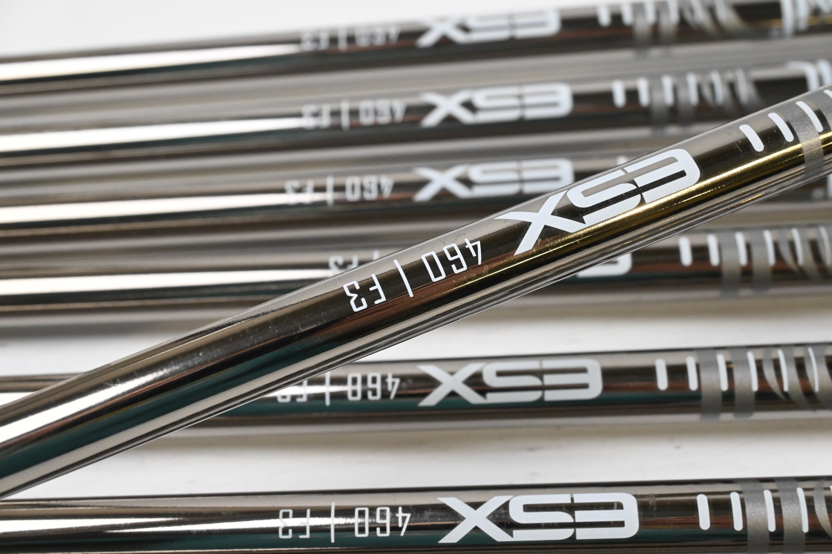 Taylormade P790 2025 Irons / 4-PW+GW / Regular Flex Recoil ESX 460 Shafts