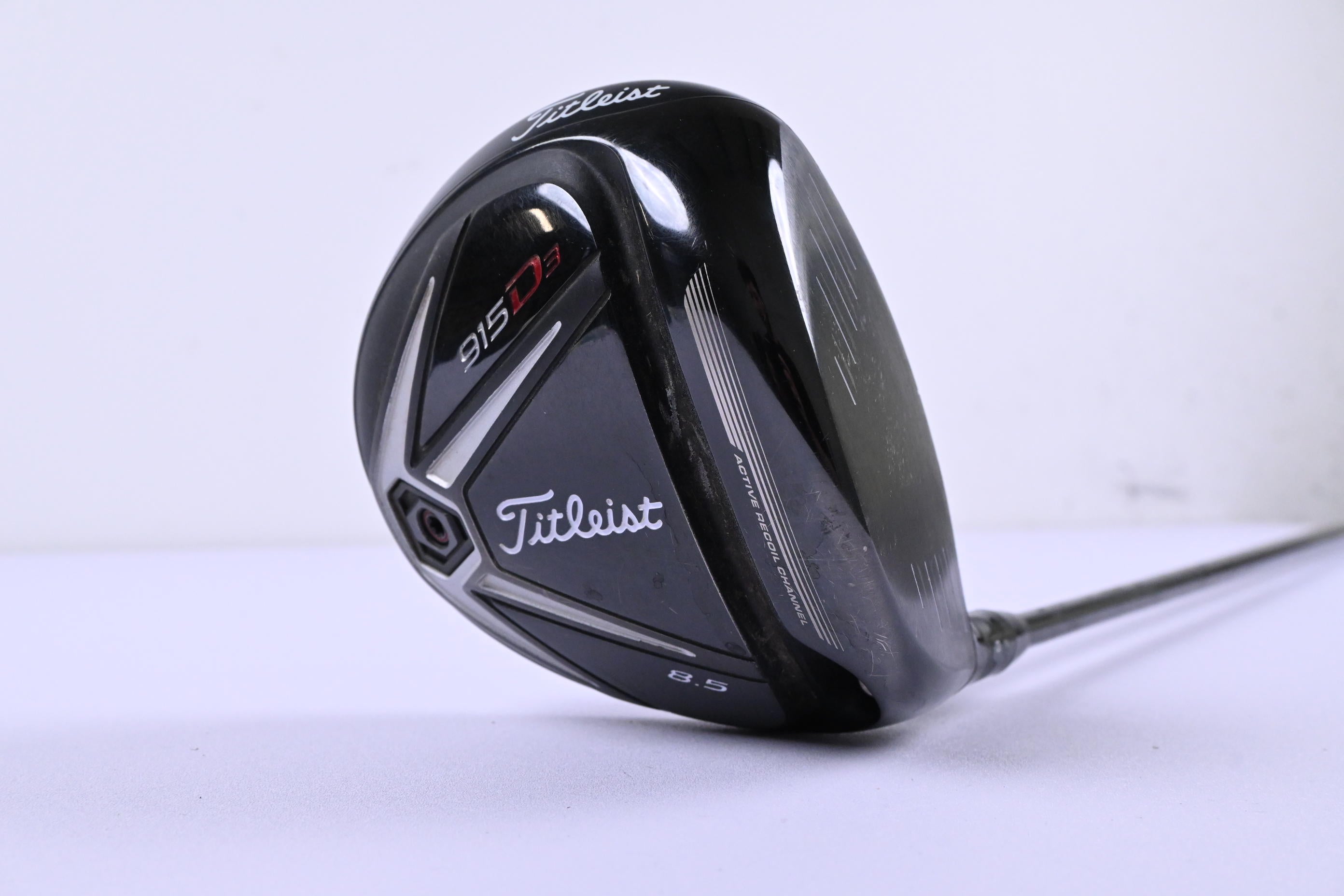 Titleist 915 D3 Driver / 8.5 Degree / Regular Flex Ventus TR Red 5 Shaft