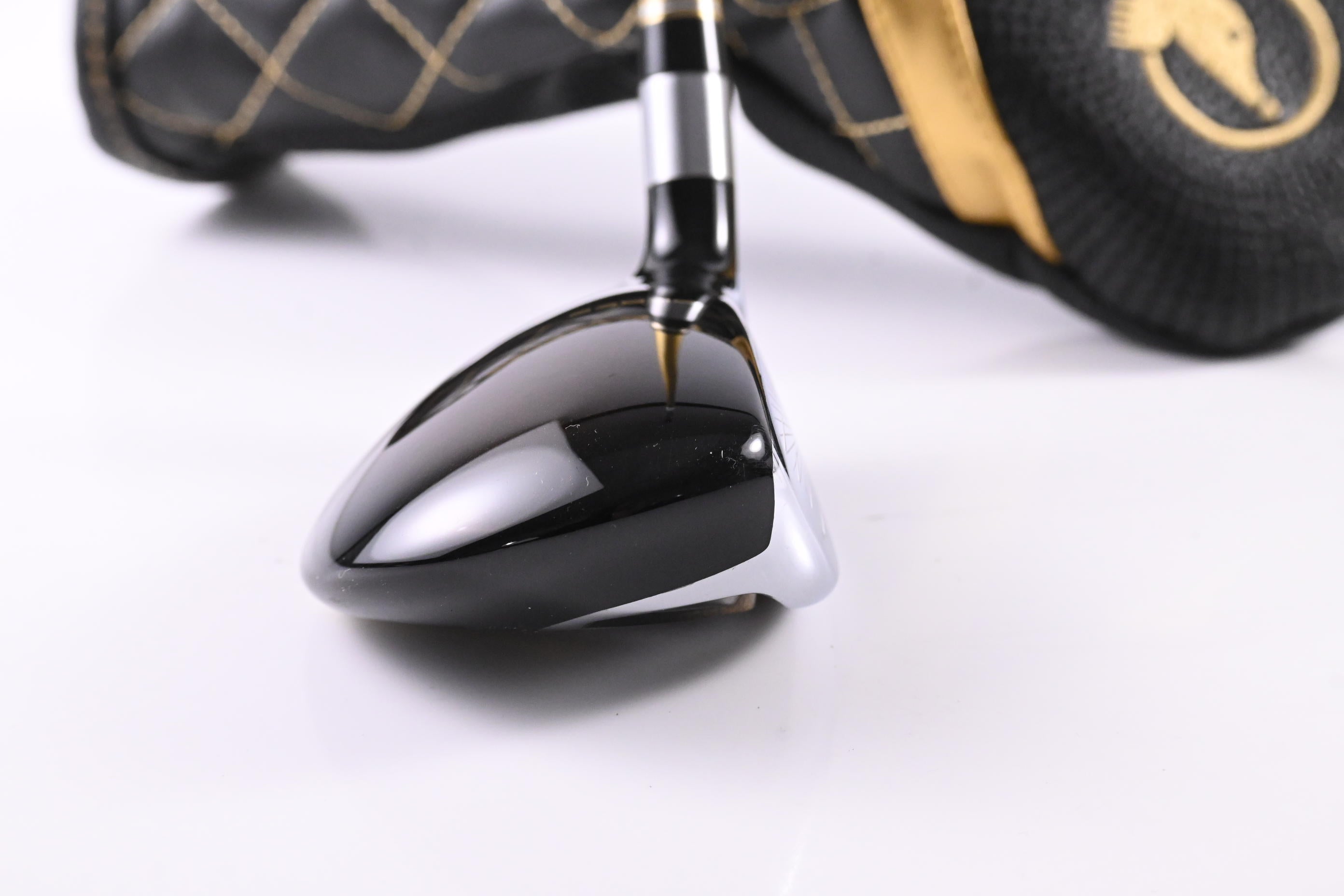 Honma Beres #3 Hybrid / 19 Degree / Regular Flex Honma ARMRQ 42 Shaft