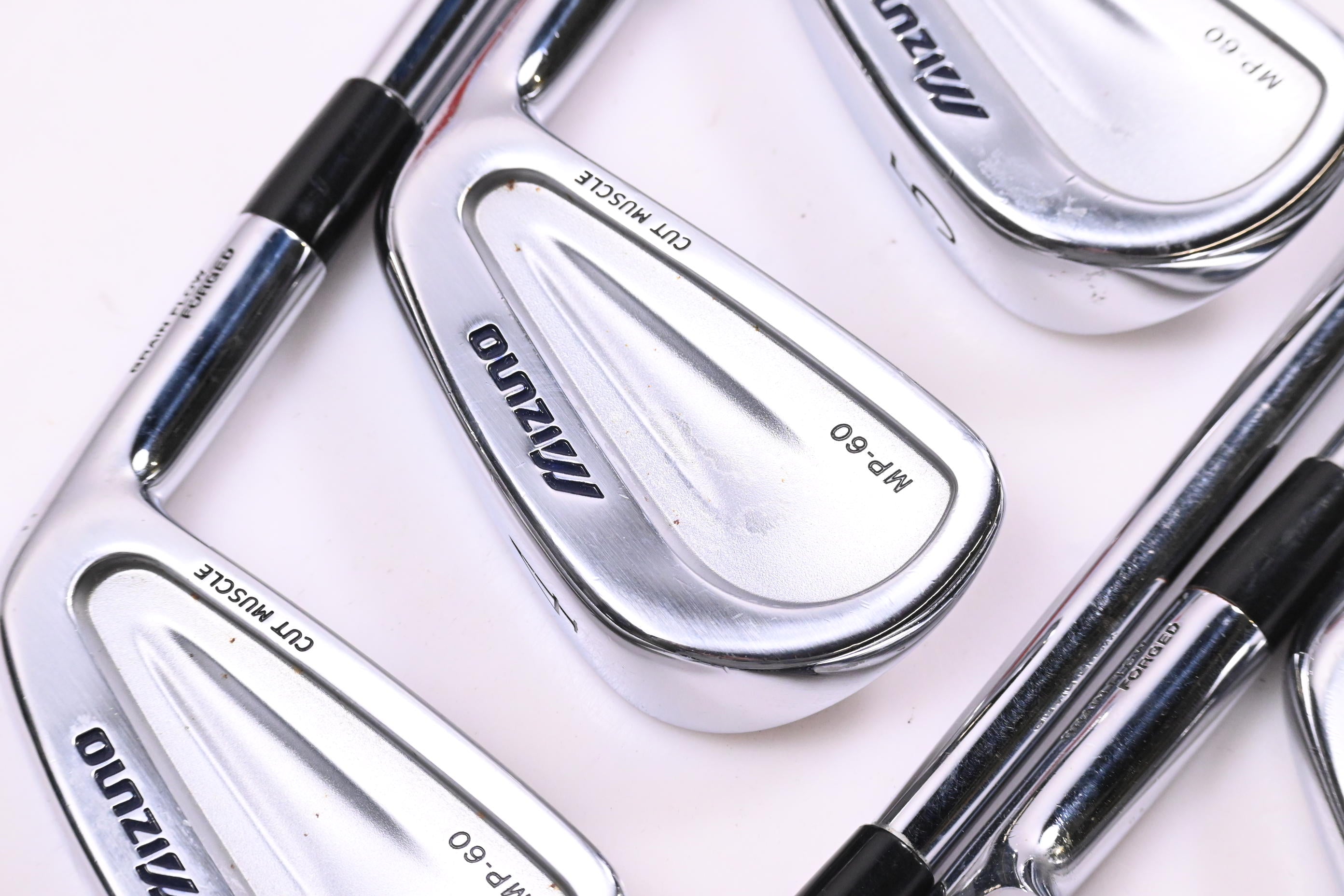 Mizuno MP-60 Irons / 3-9i / Regular Flex Dynamic Gold R300 Shafts