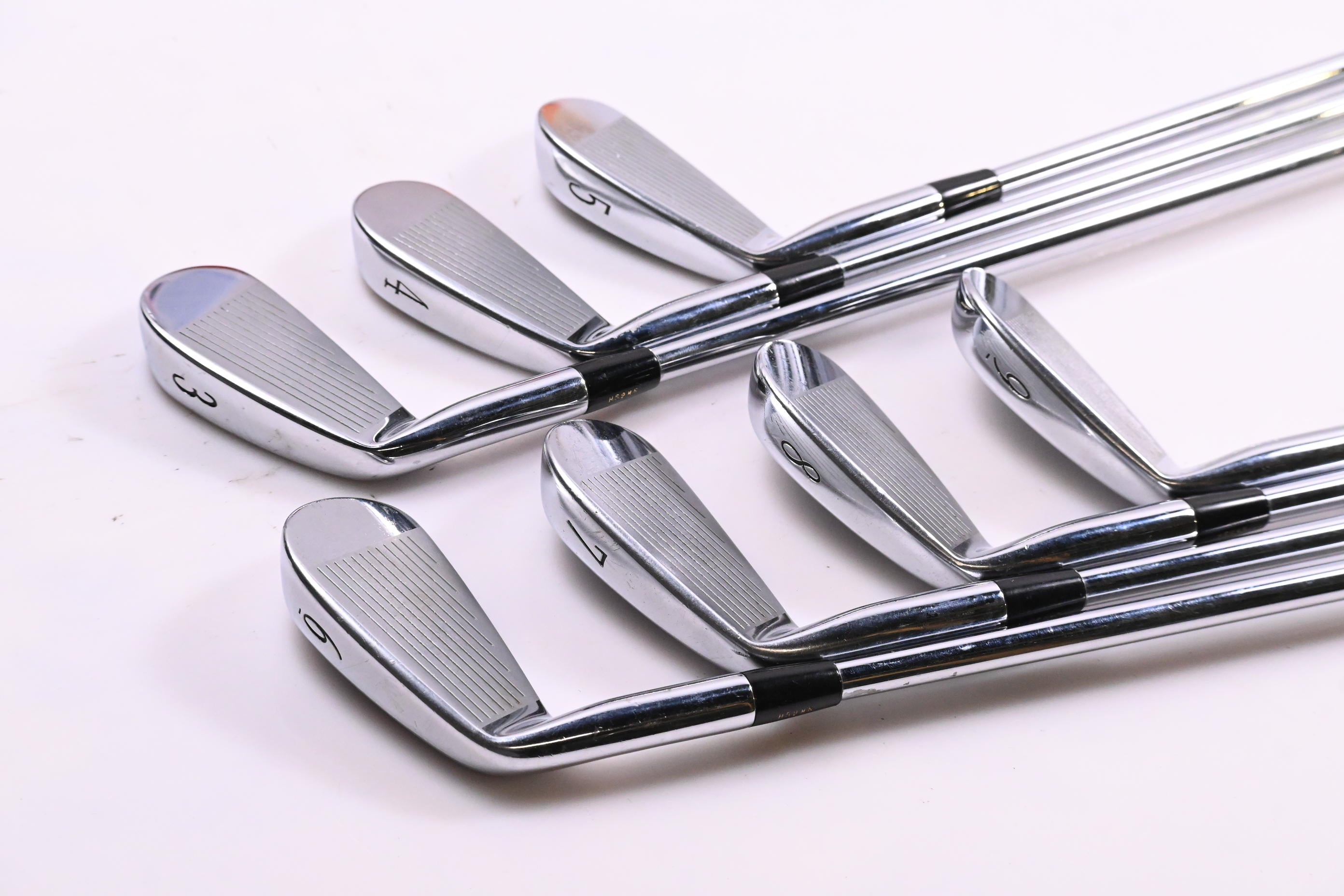 Mizuno MP-60 Irons / 3-9i / Regular Flex Dynamic Gold R300 Shafts