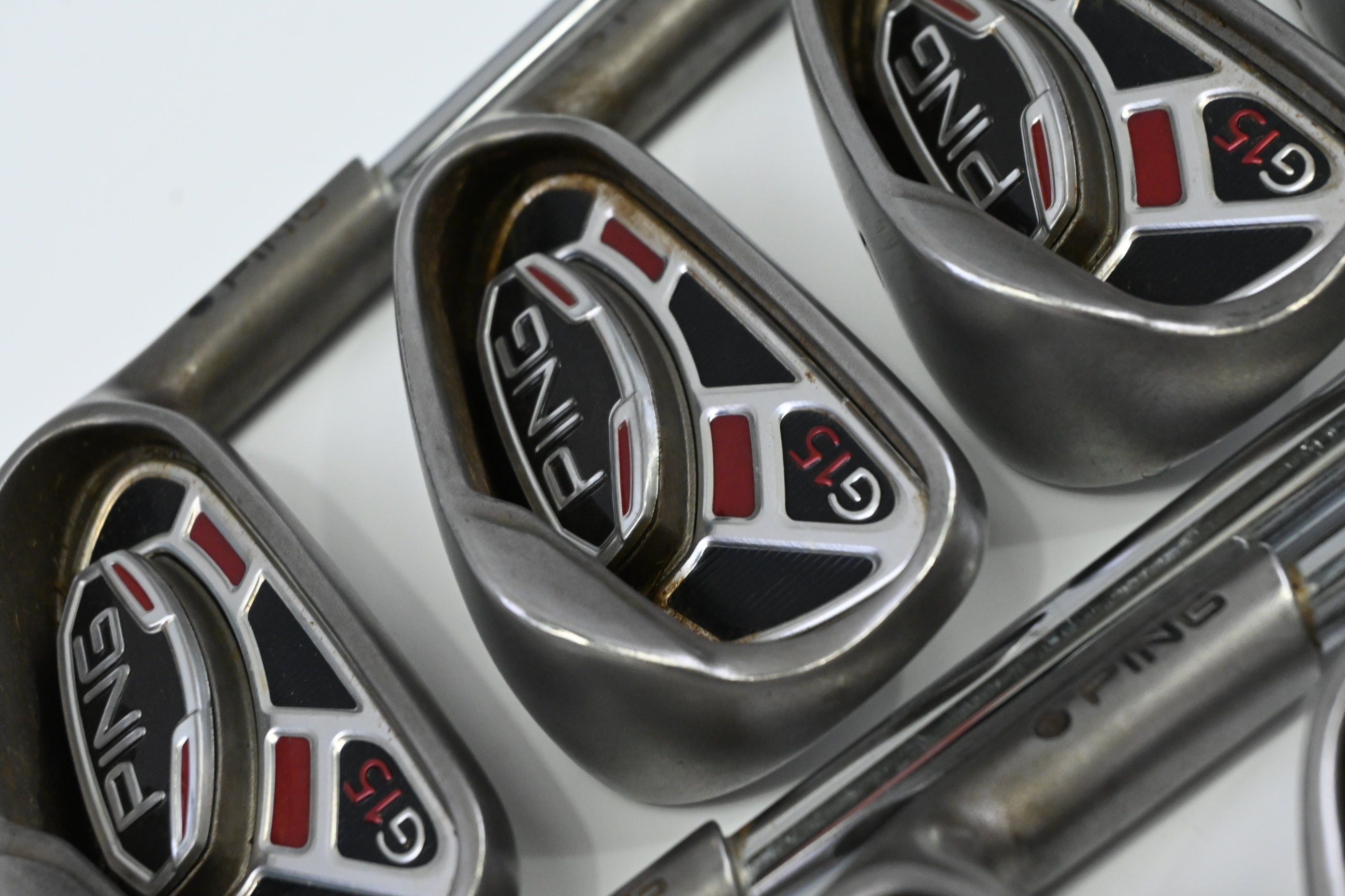 Ping G15 Irons / 4-PW+SW / Black Dot / Regular Flex Ping AWT Shafts