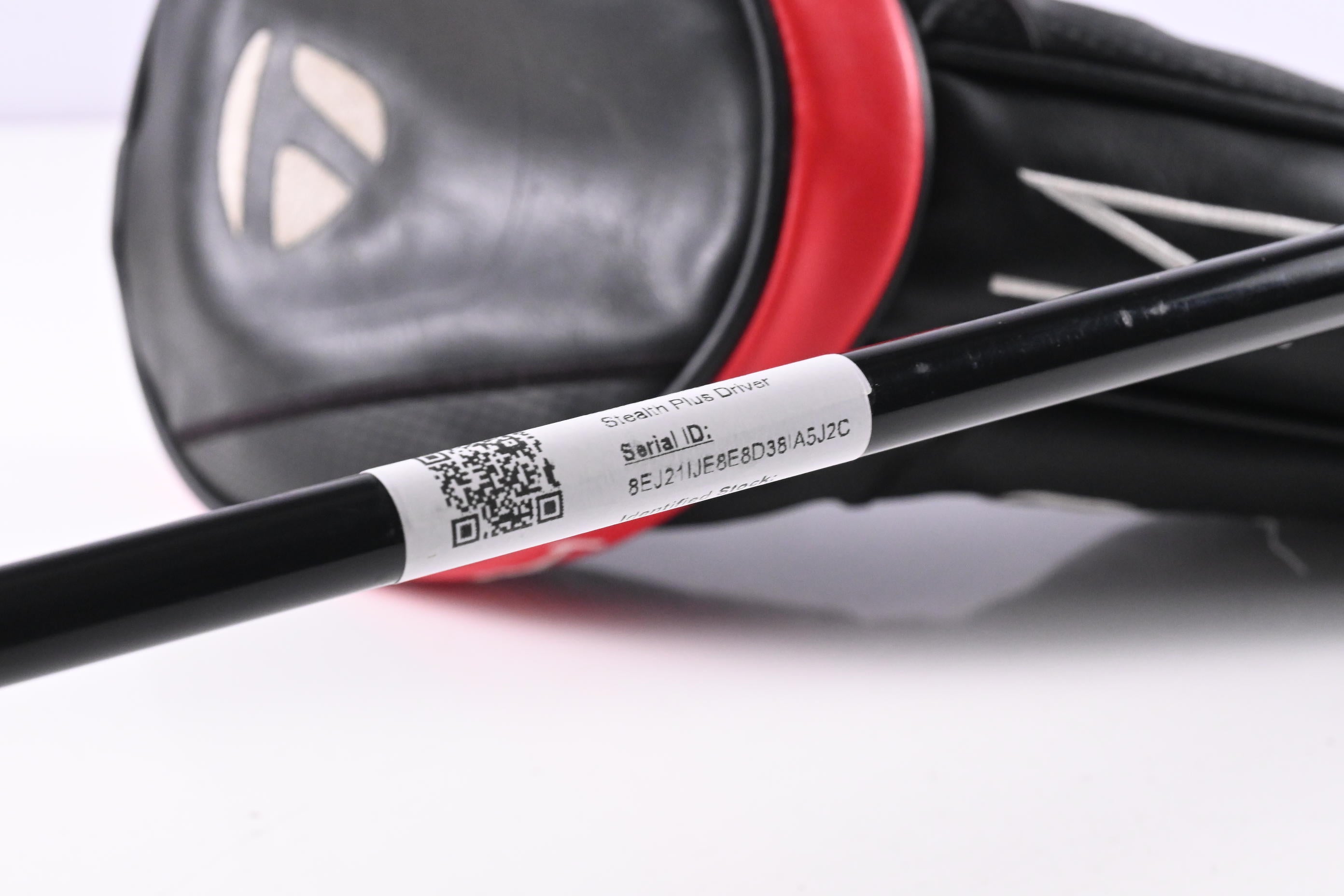 Taylormade Stealth Plus Driver / 10.5 Degree / X-Flex Kai'li Blue 70 Shaft