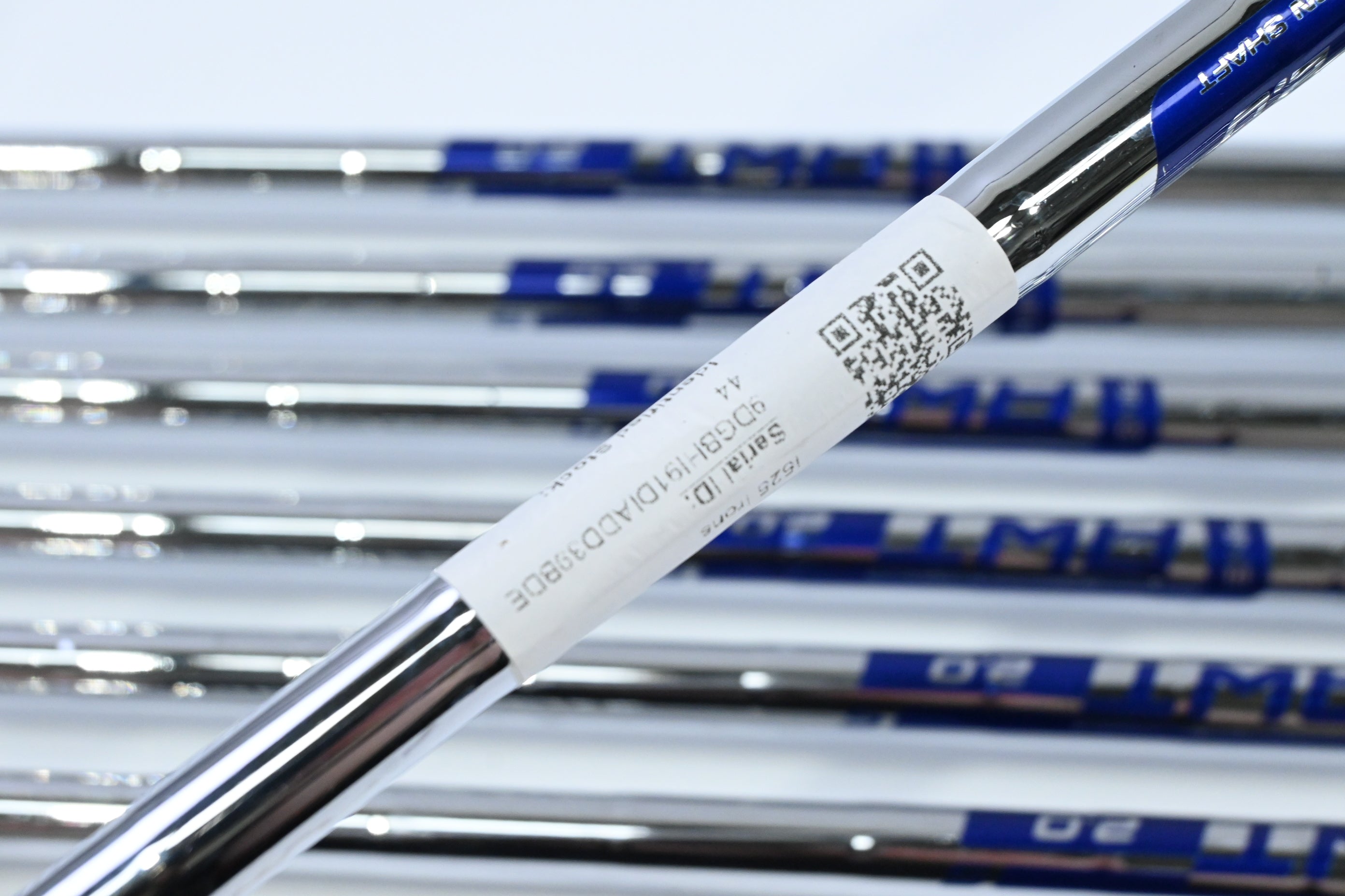 Ping i525 Irons / 4-PW / White Dot / Stiff Flex Ping AWT 2.0 Shafts