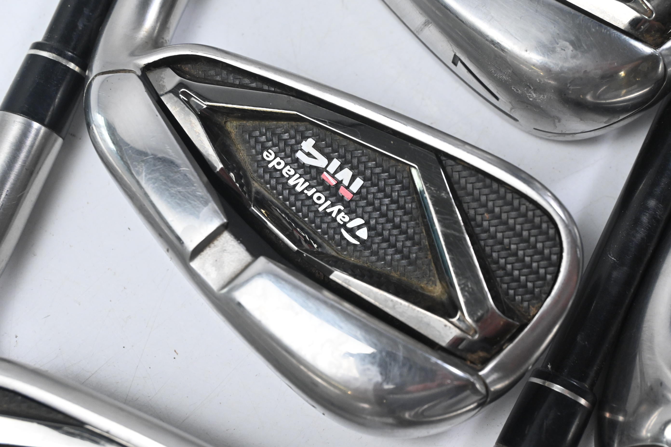 Taylormade M4 Irons / 5-PW+GW+SW / Regular Flex Atmos 6 Shafts
