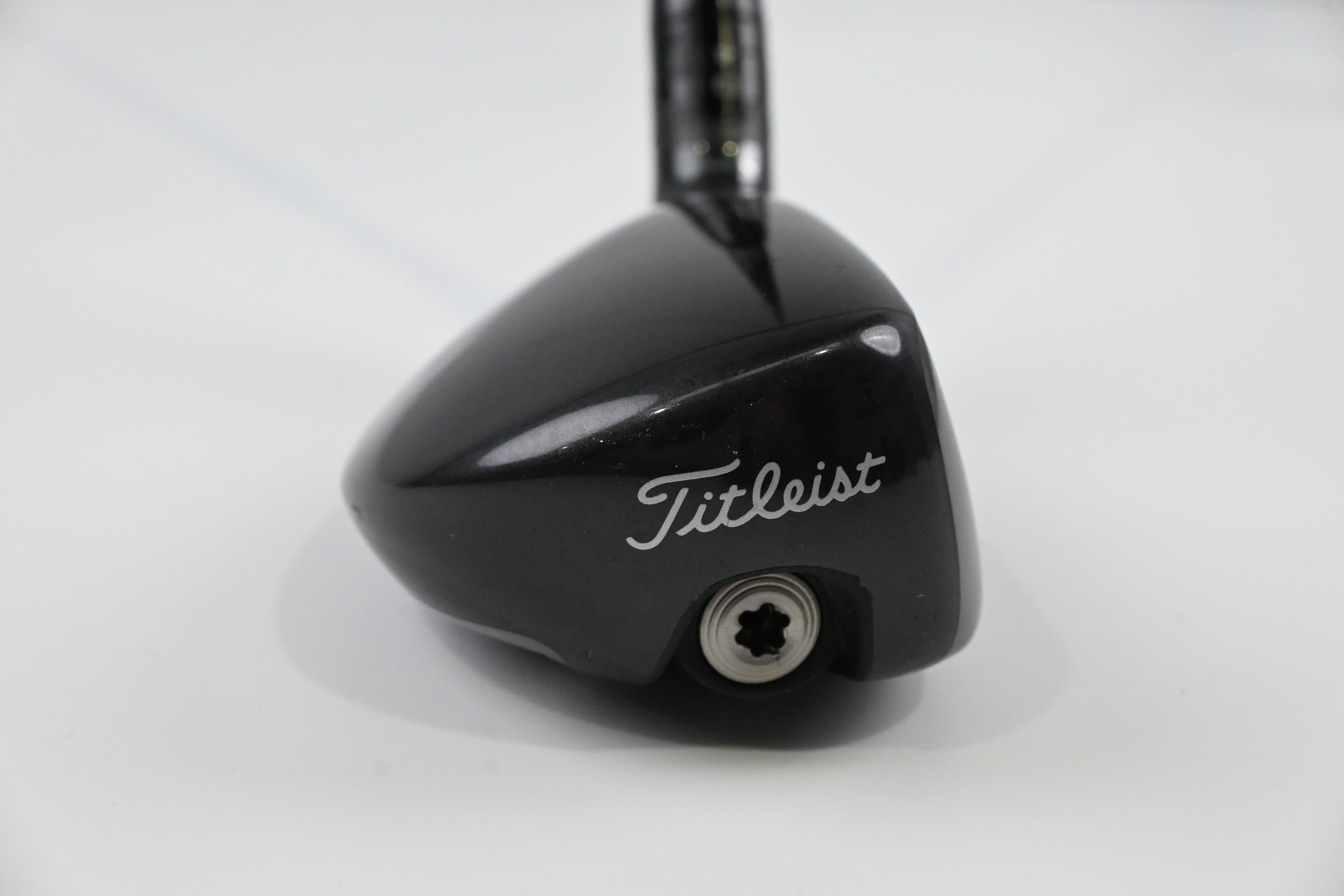 Titleist 818 H2 #3 Hybrid / 19 Degree / Regular Flex Tensei CK Red 60 Shaft