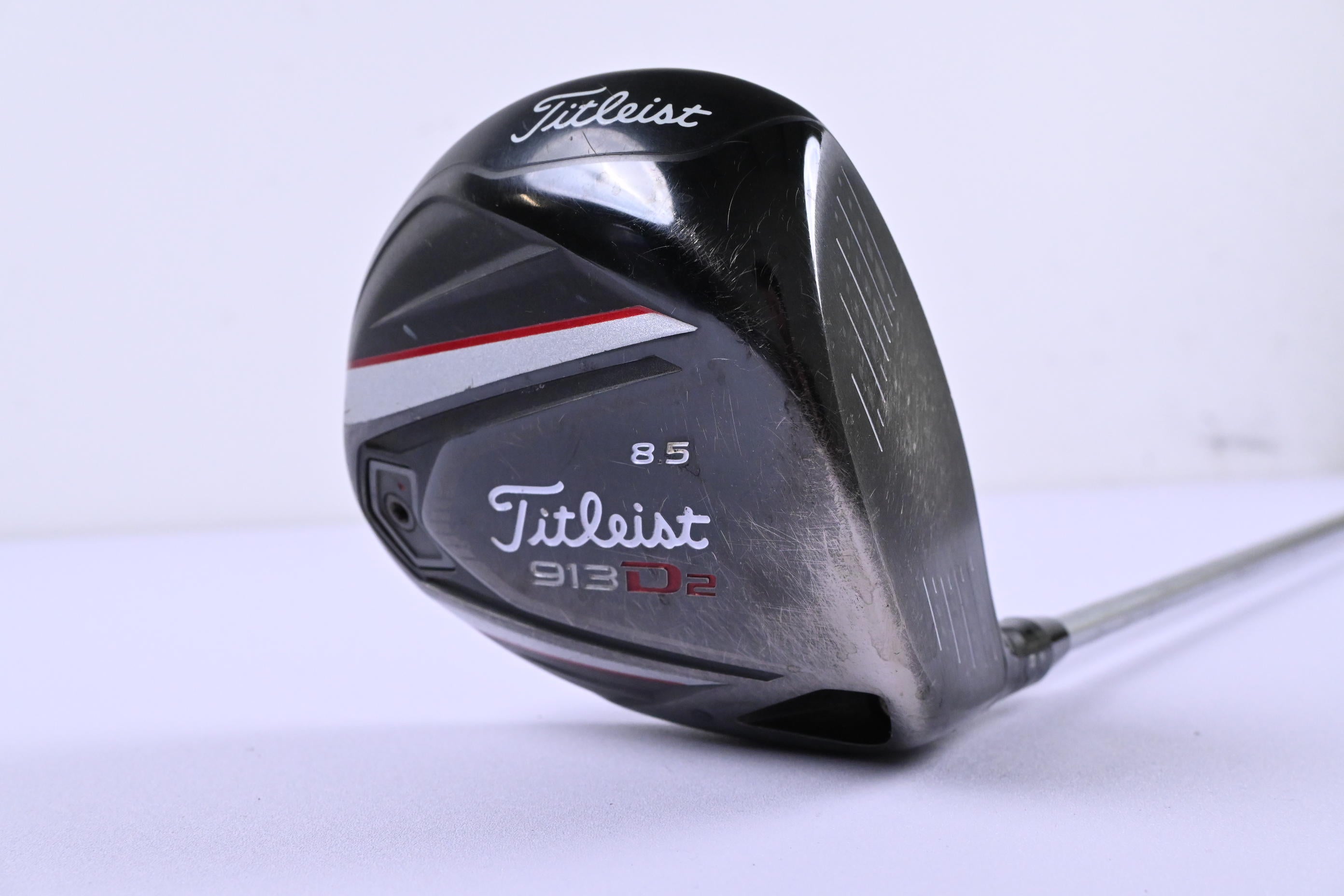 Titleist 913 D2 Driver / 8.5 Degree / Regular Flex Kuro Kage Black 60 Shaft