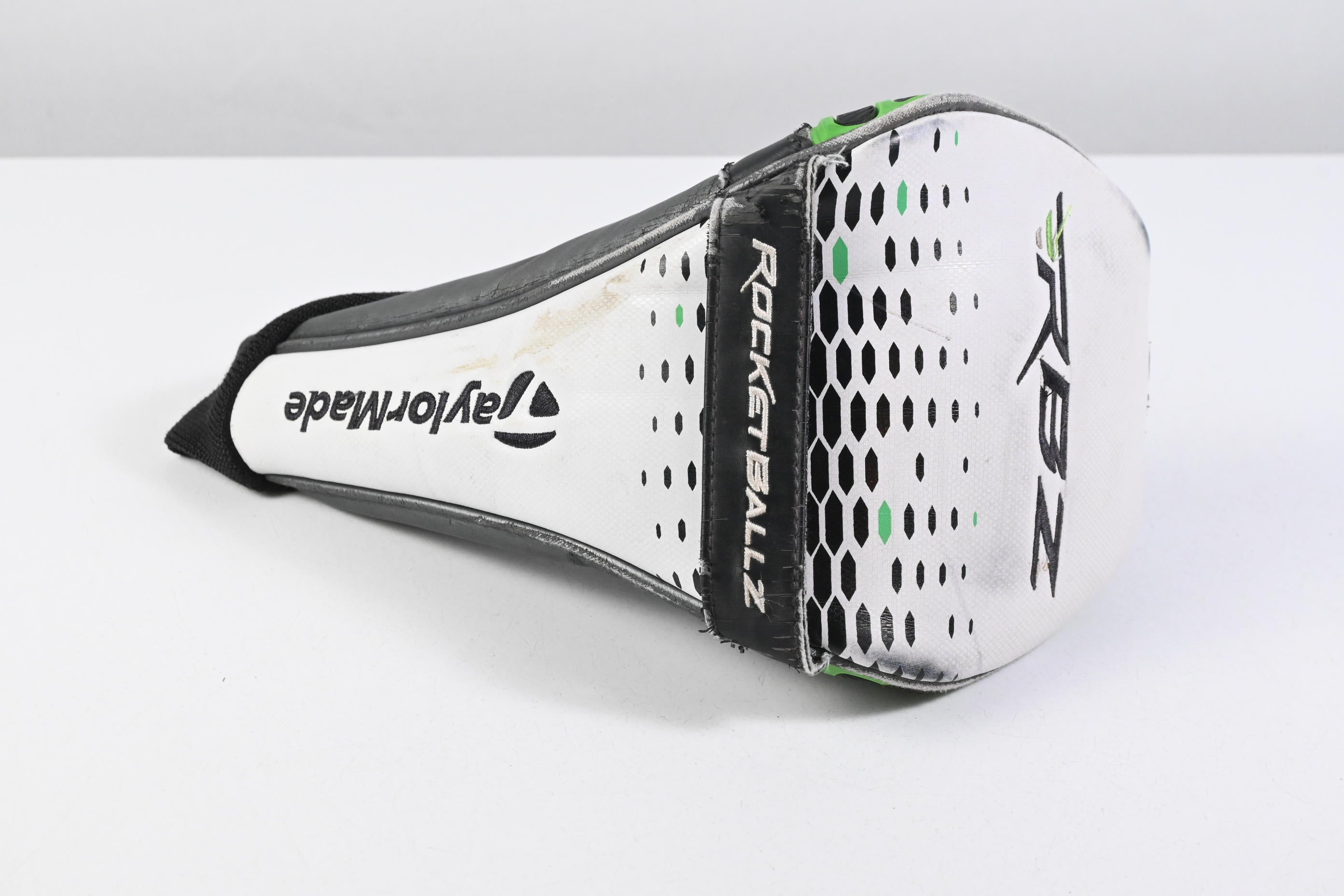 Taylormade RBZ Driver / 10.5 Degree / Regular Flex Matrix Ozik Xcon-5 Shaft