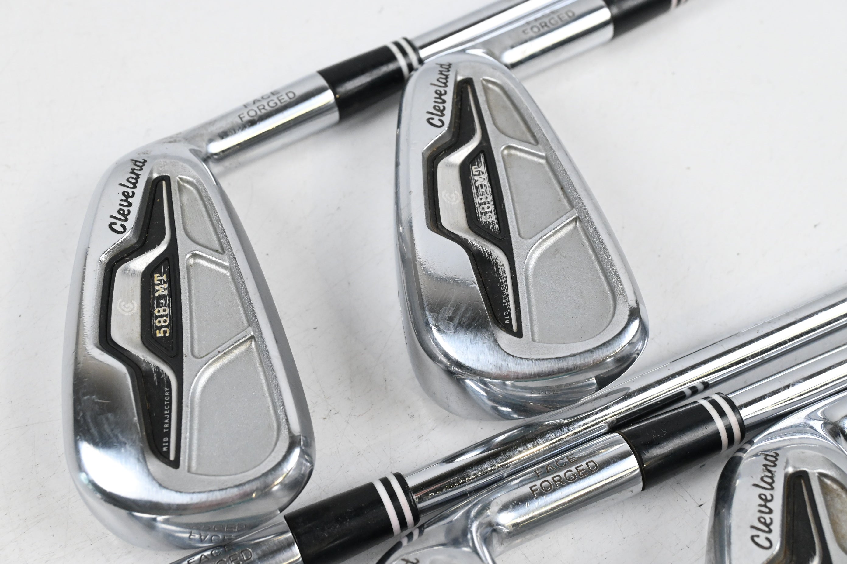 Cleveland 588 MT Irons / 6-PW / Regular Flex Traction 85 Shafts