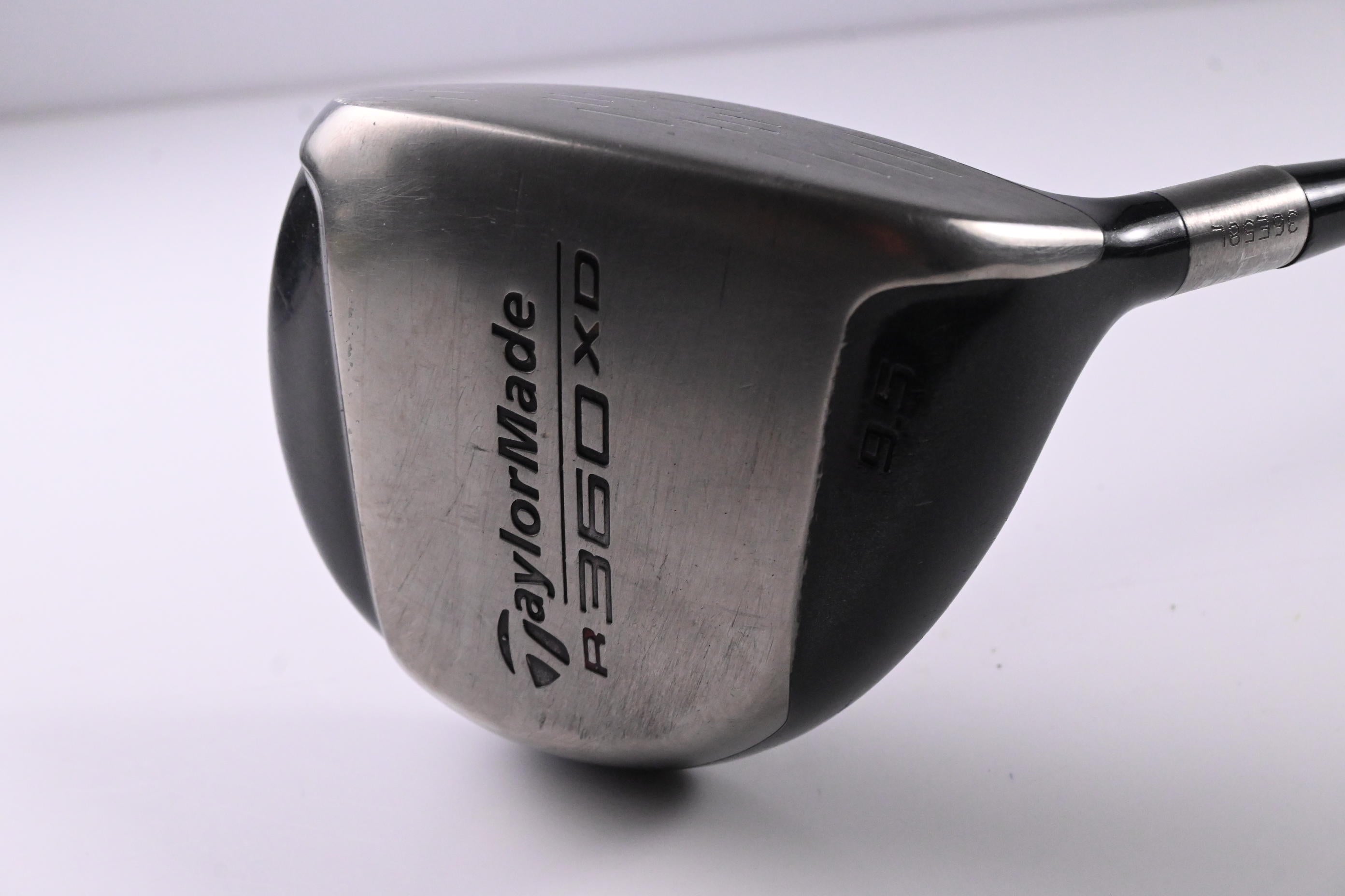 Taylormade 300 Ti Driver / 9.5 Degree / Regular Flex Aldila VX Black Shaft