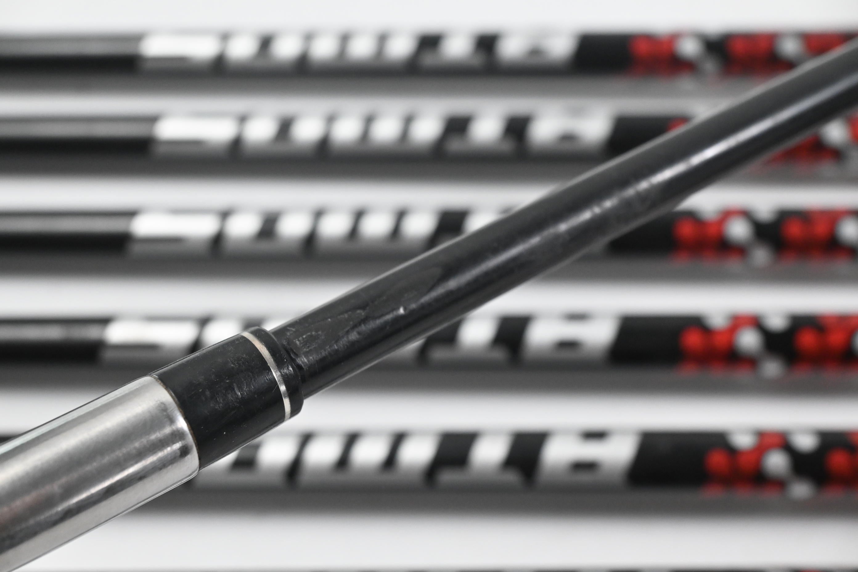 Taylormade M4 Irons / 5-PW+GW+SW / Regular Flex Atmos 6 Shafts