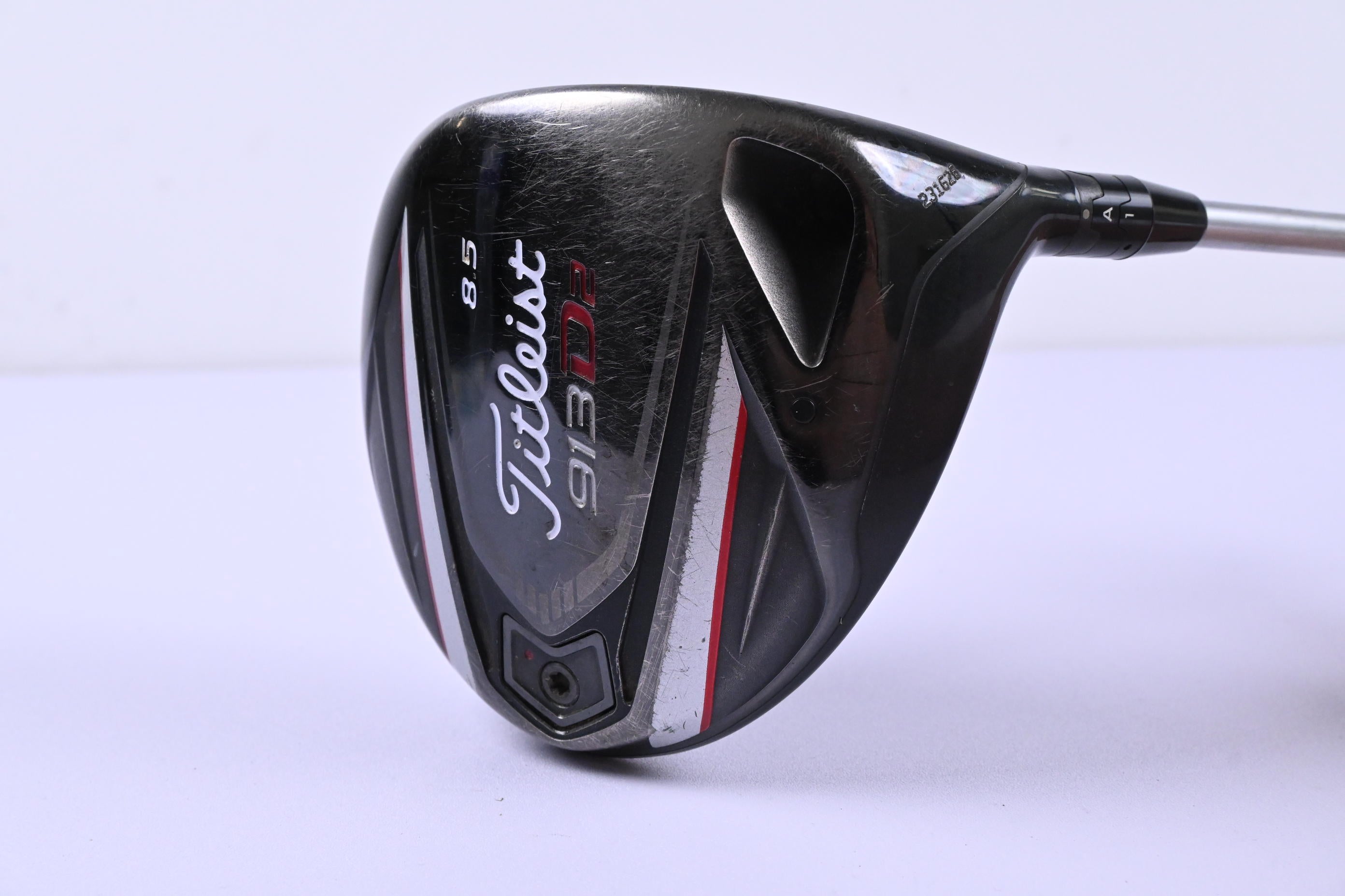 Titleist 913 D2 Driver / 8.5 Degree / Regular Flex Kuro Kage Black 60 Shaft