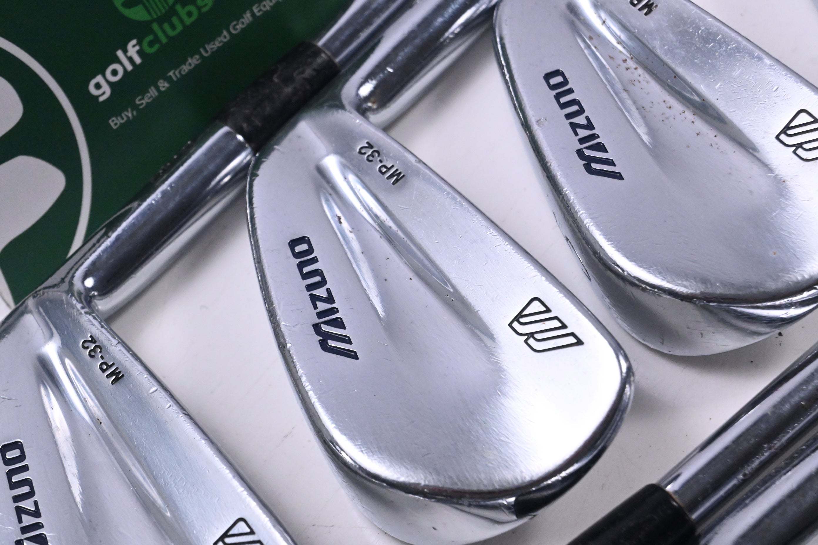 Mizuno MP-32 Irons / 3-PW / Regular Flex Dynamic Gold R300 Shafts