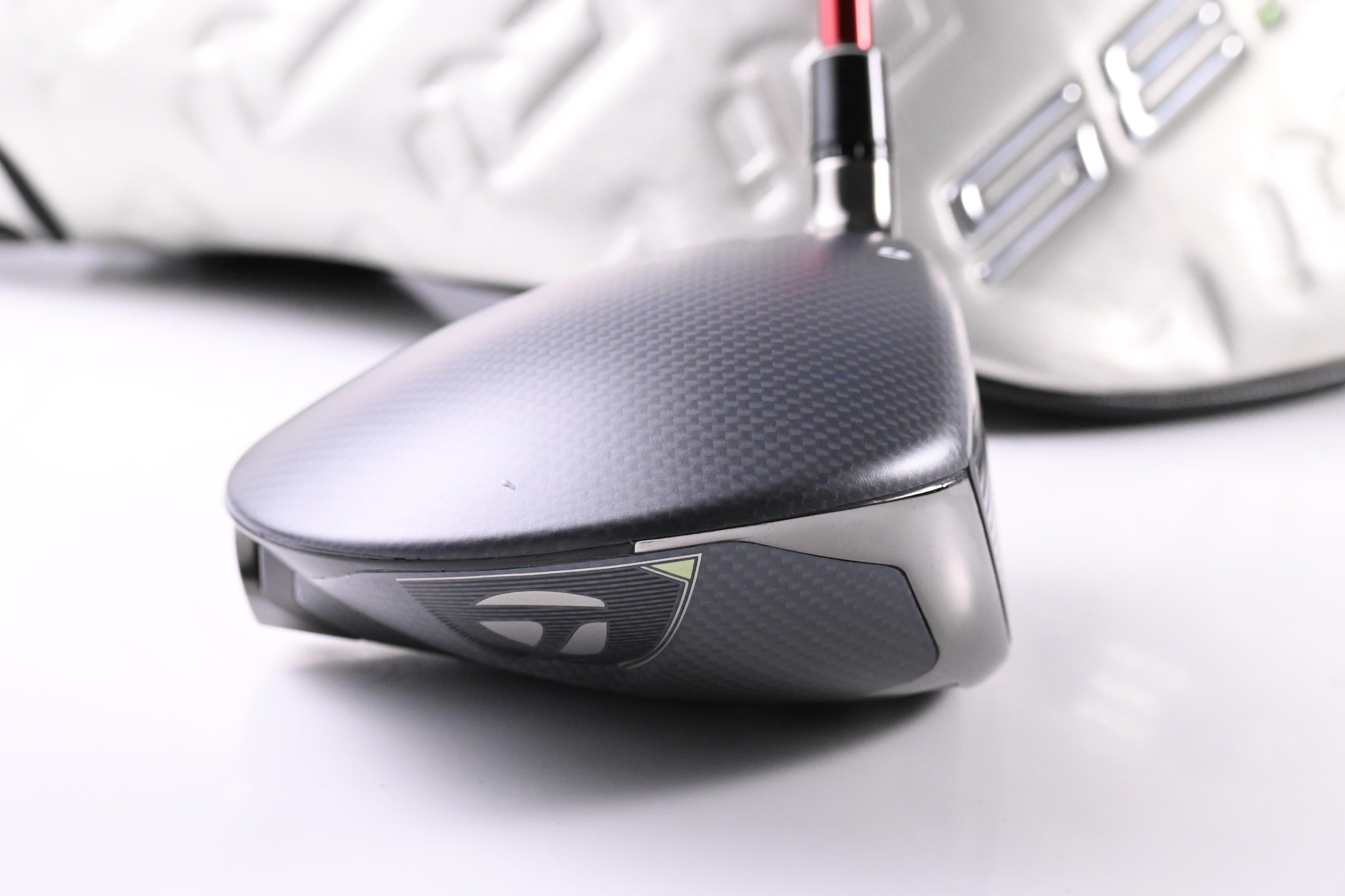 Taylormade Qi35 LS Driver / 9 Degree / Stiff Flex Kuro Kage Red 60 Shaft