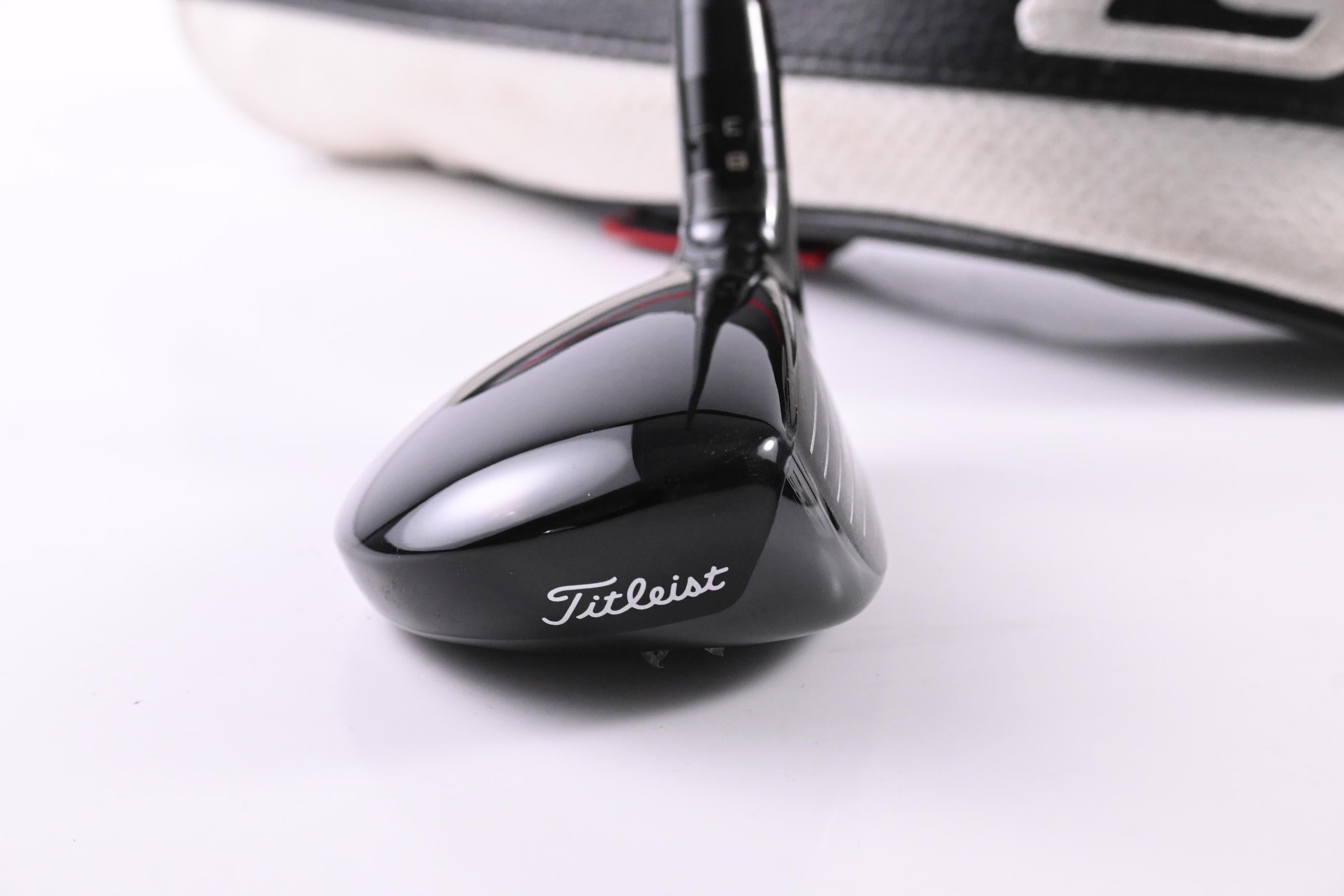 Titleist GT2 #4 Hybrid / 21 Degree / Stiff Flex HZRDUS Smoke Black 80 Shaft