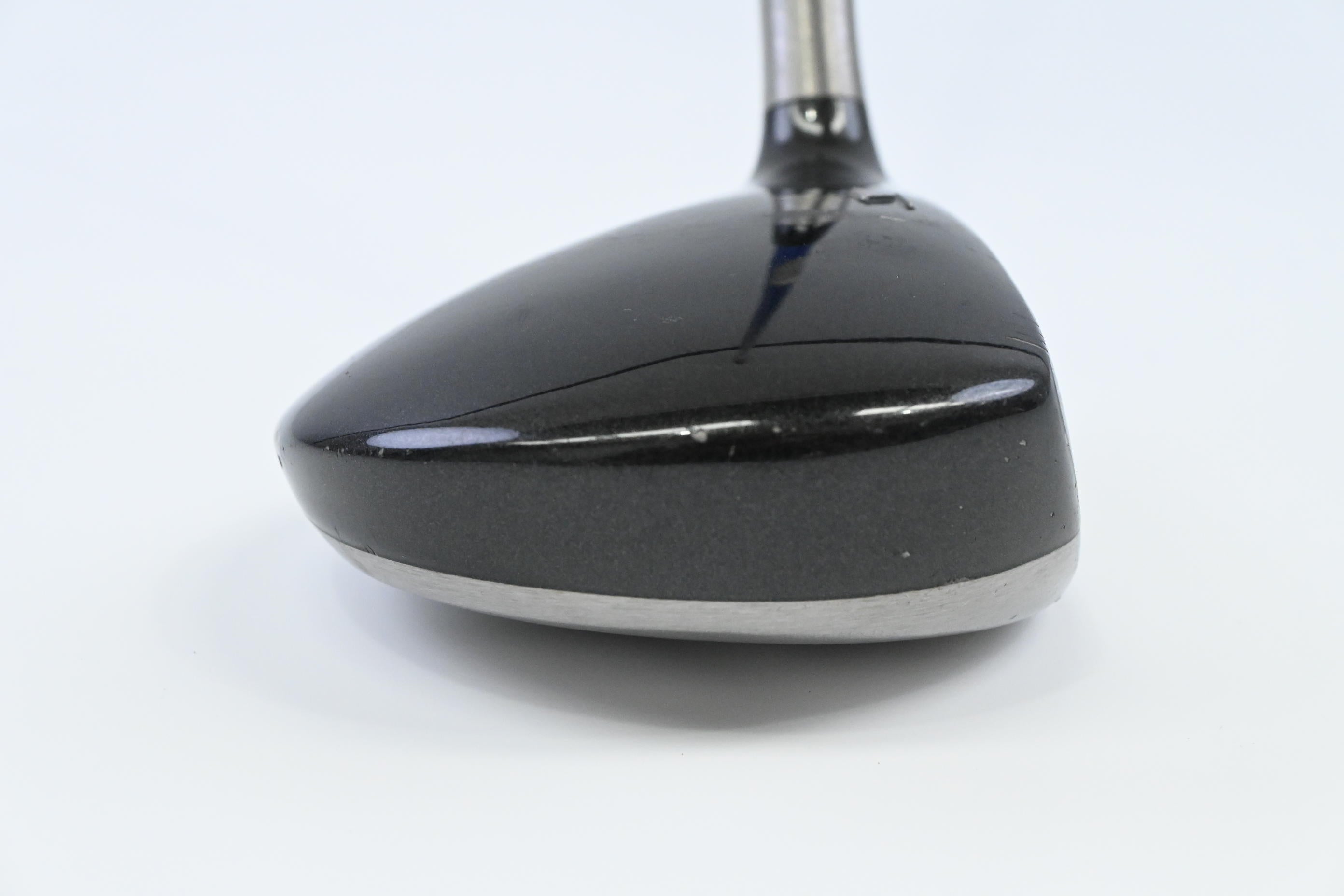 Titleist 904 F #3 Wood / 15 Degree / Regular Flex Graphite DesignYS-6 Shaft