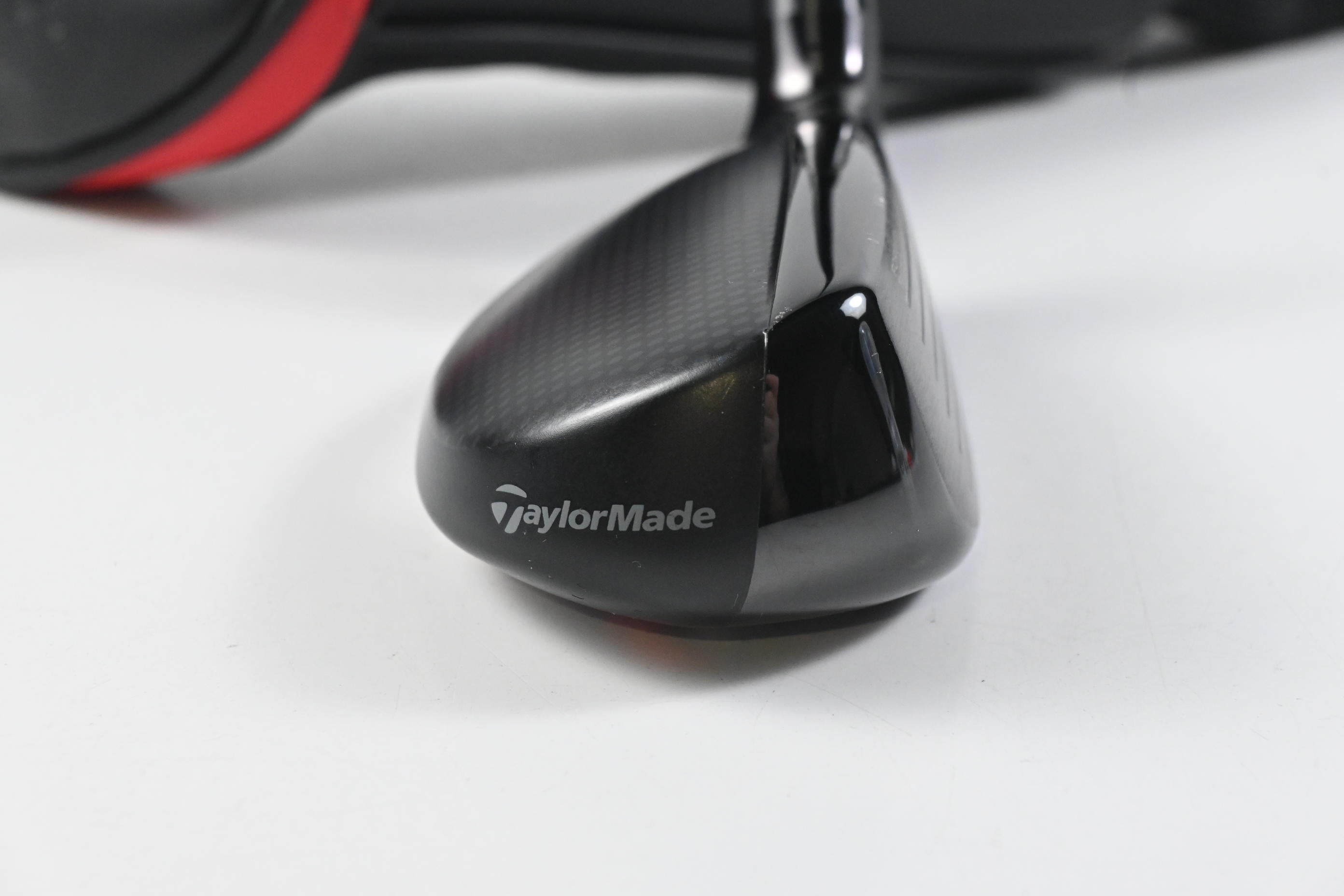 Taylormade Stealth #2 Hybrid / 17 Degree / Stiff Flex HZRDUS Smoke Red RDX 80