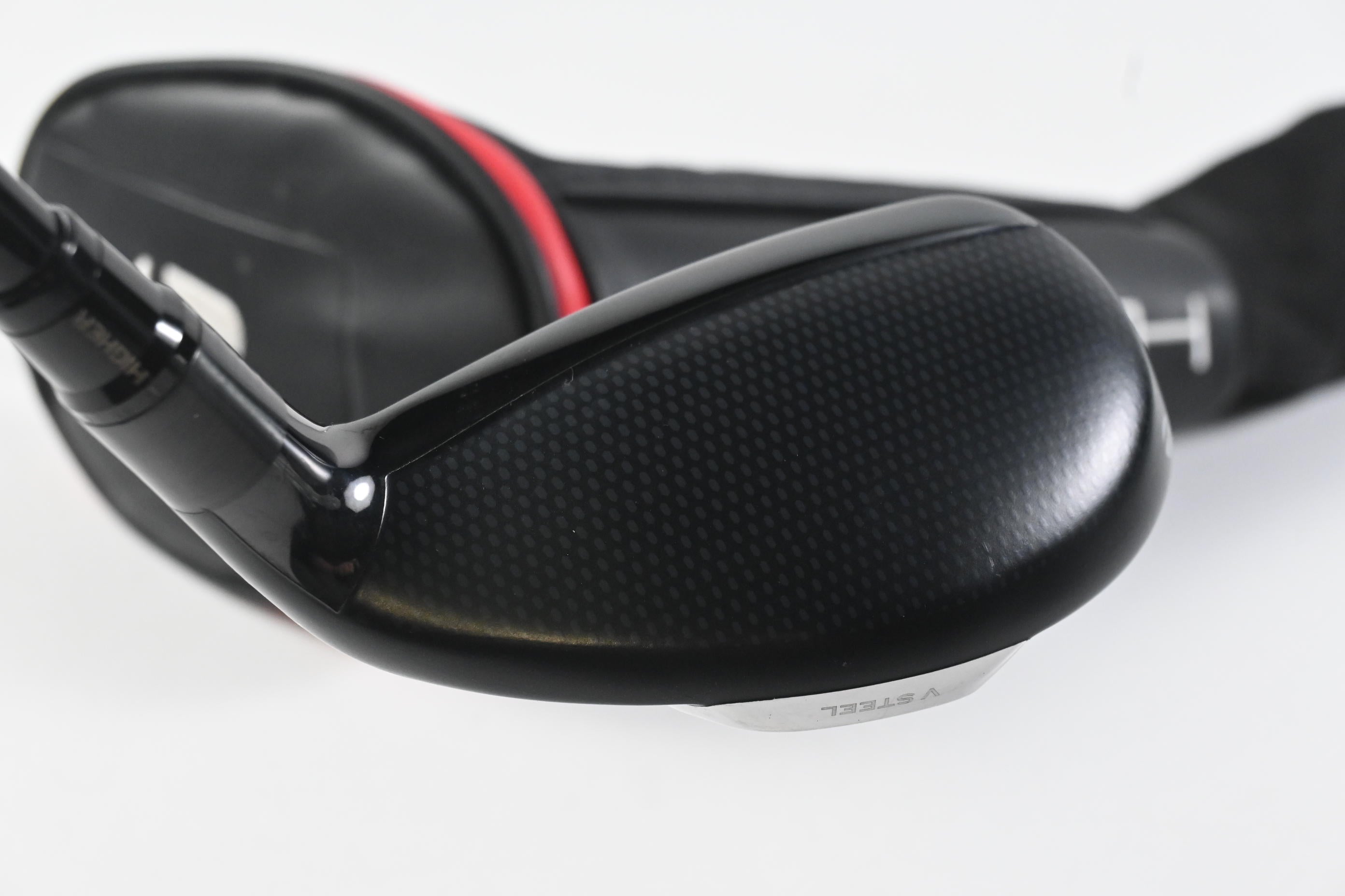 Taylormade Stealth #2 Hybrid / 17 Degree / Stiff Flex HZRDUS Smoke Red RDX 80