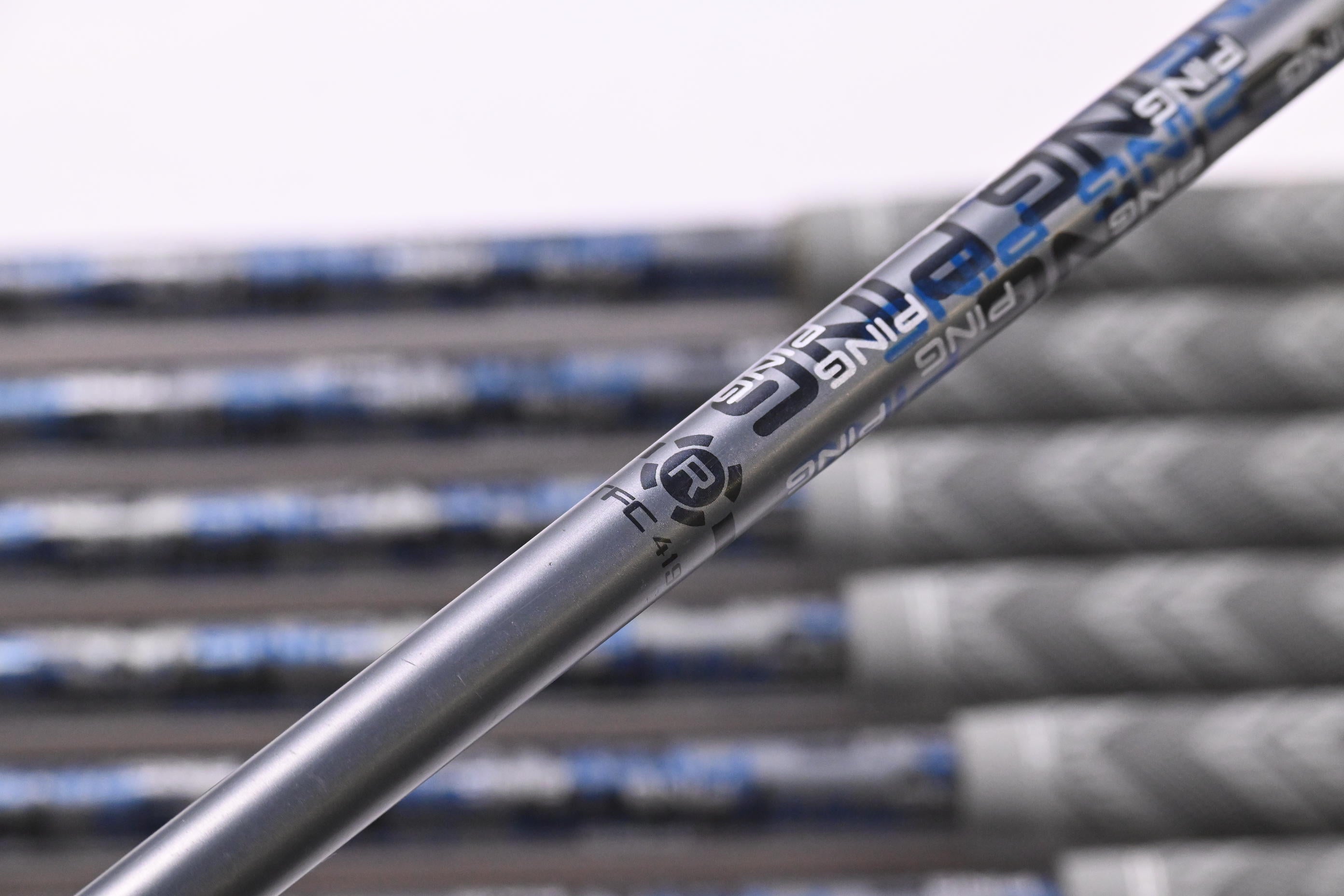 Ping G30 Irons / 6-PW+GW+SW+LW / Blue Dot / Regular Flex Ping TFC 419 Shafts