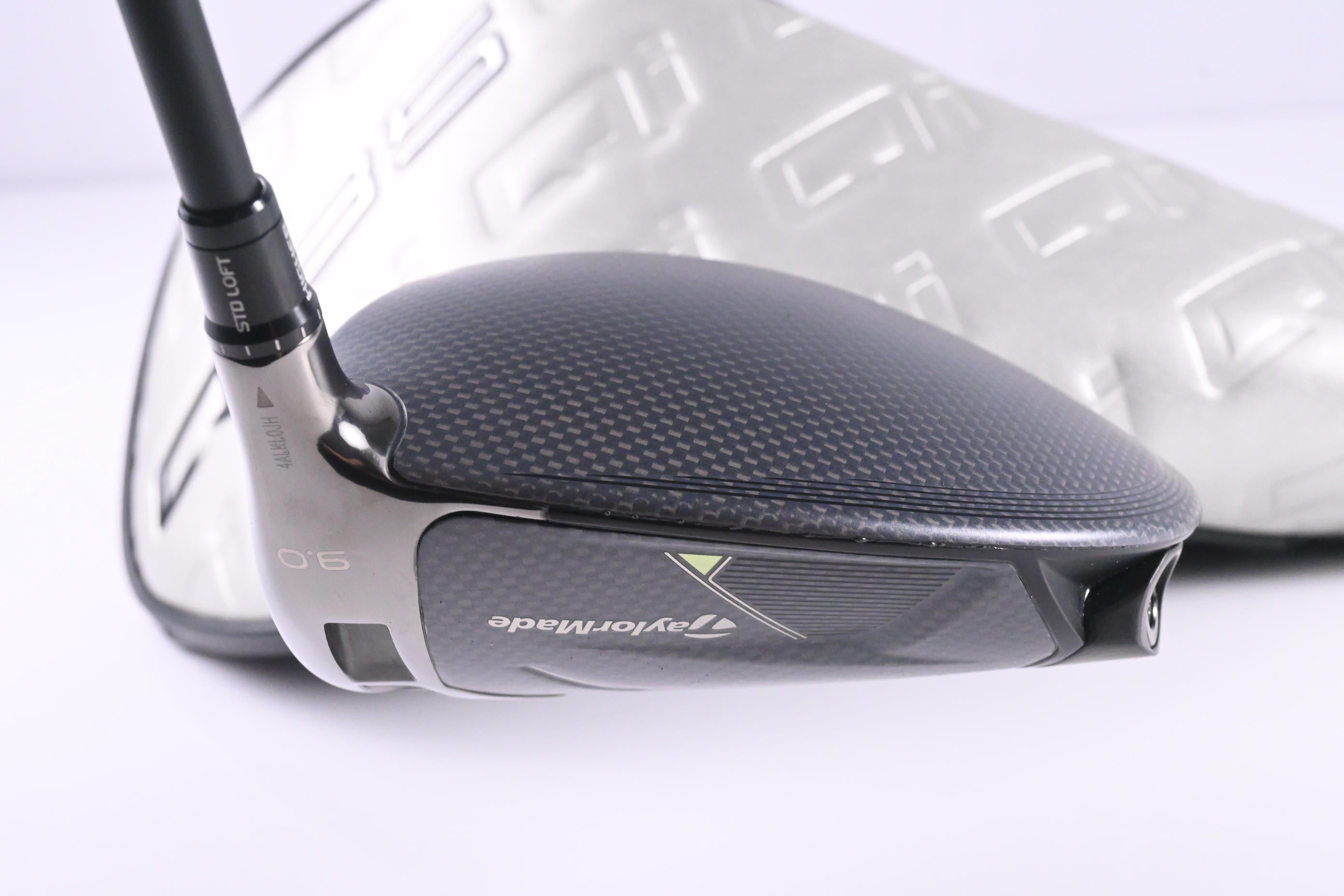 Taylormade Qi35 Driver / 9 Degree / Regular Flex Fujikura Ventus Blue 5 Shaft