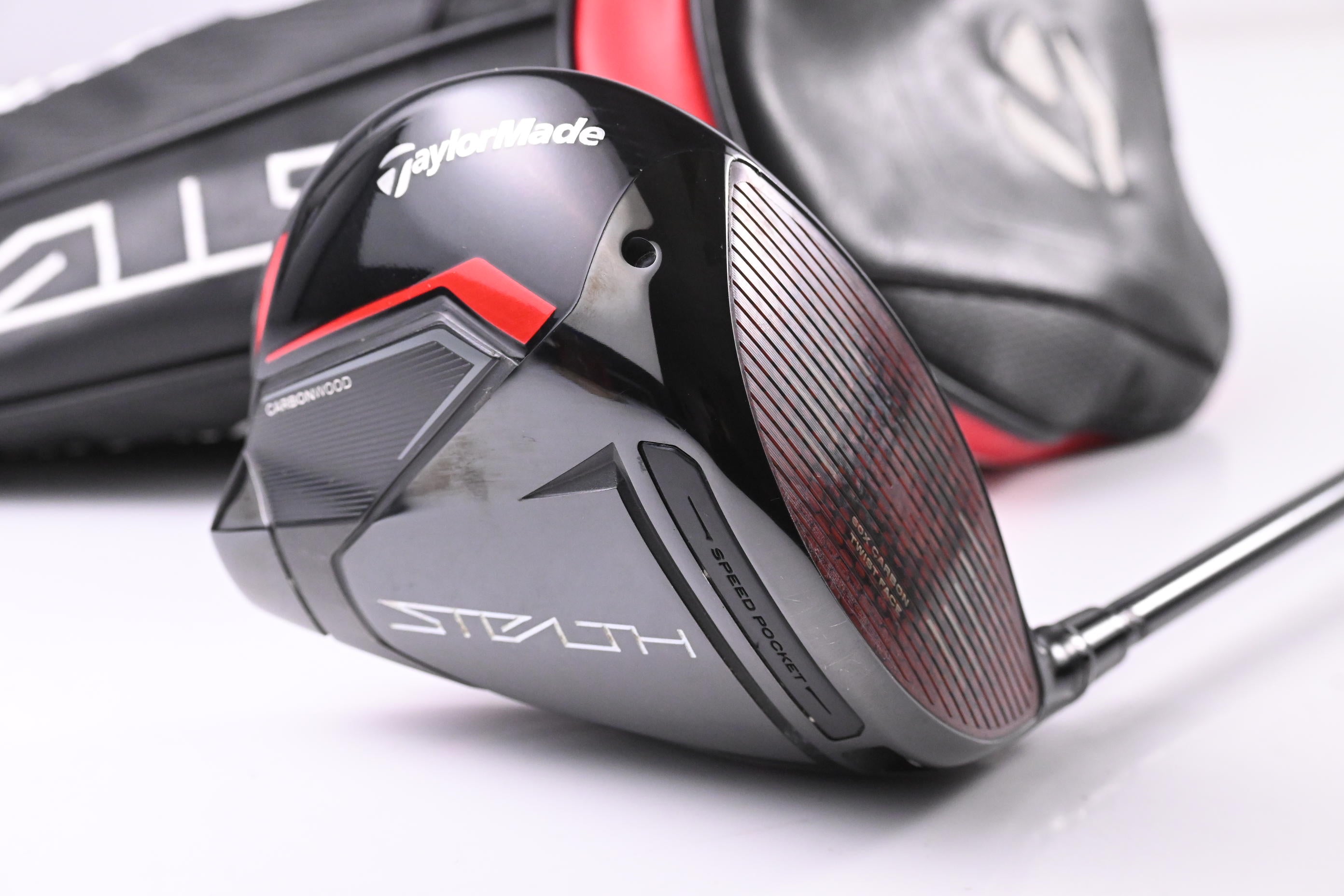 Taylormade Stealth Driver / 9 Degree / X-Flex HZRDUS Smoke Blue RDX 70 Shaft